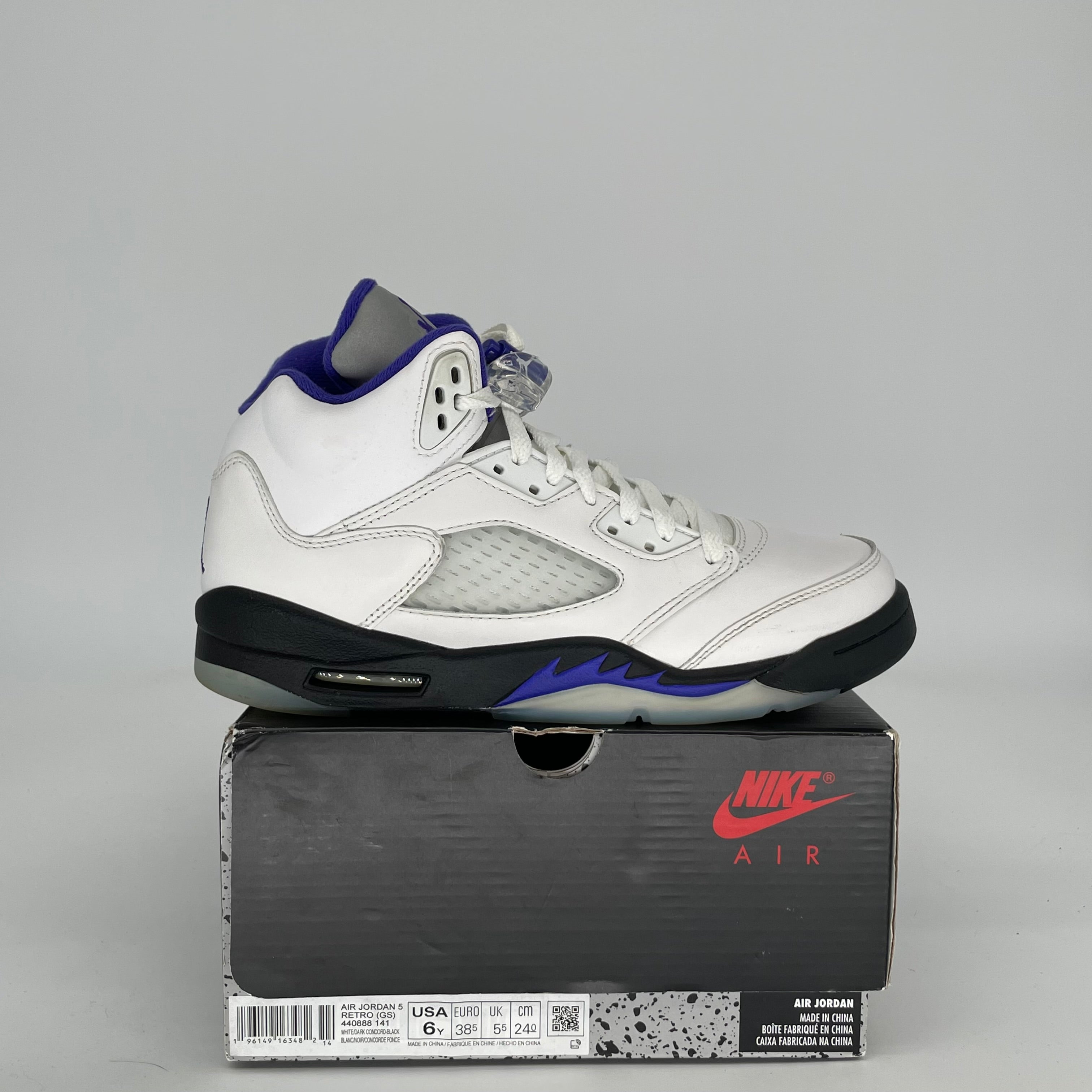 AIR JORDAN 5 DARK CONCORD SIZE 6Y 440888-141