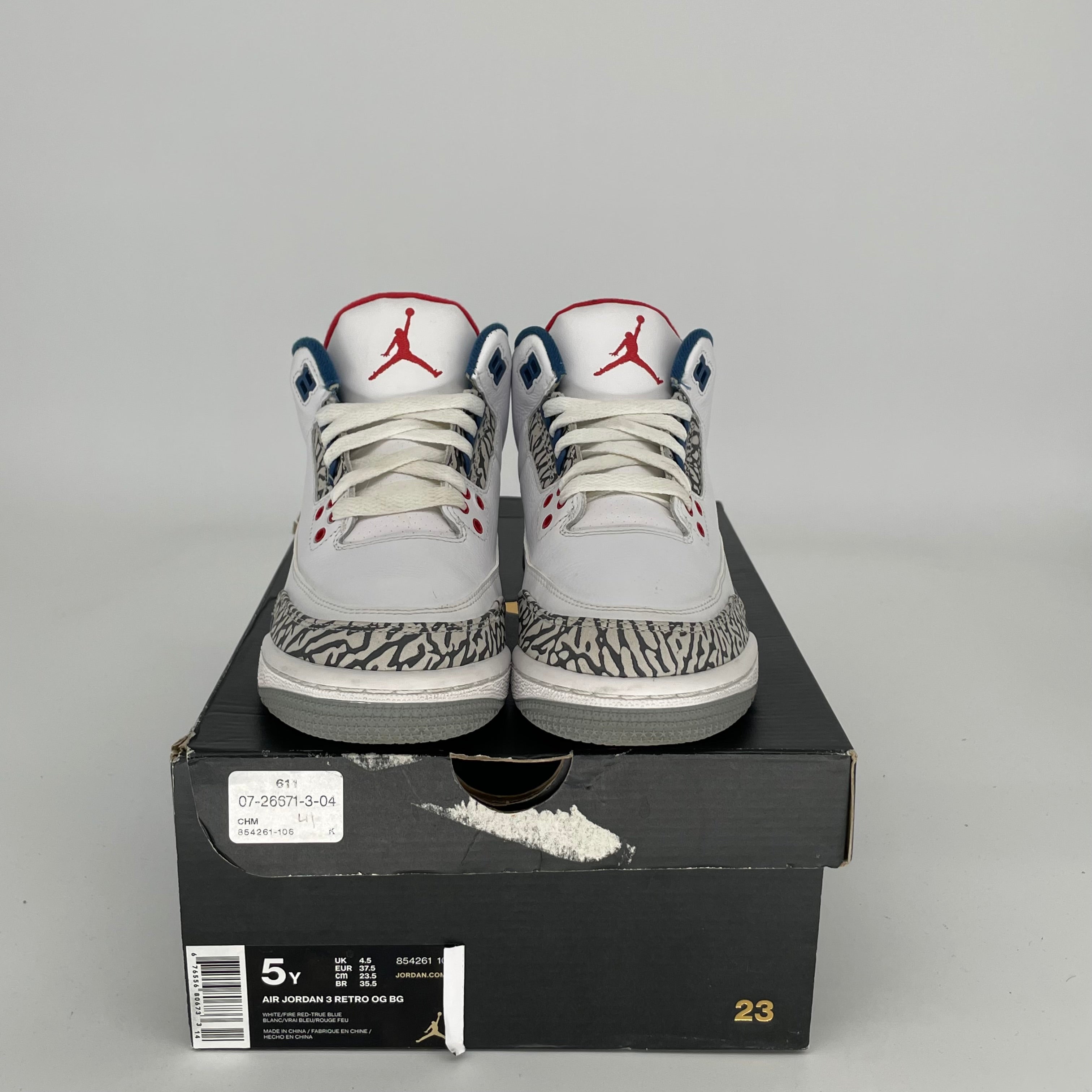 AIR JORDAN 3 TRUE BLUE SIZE 5Y 854261-106