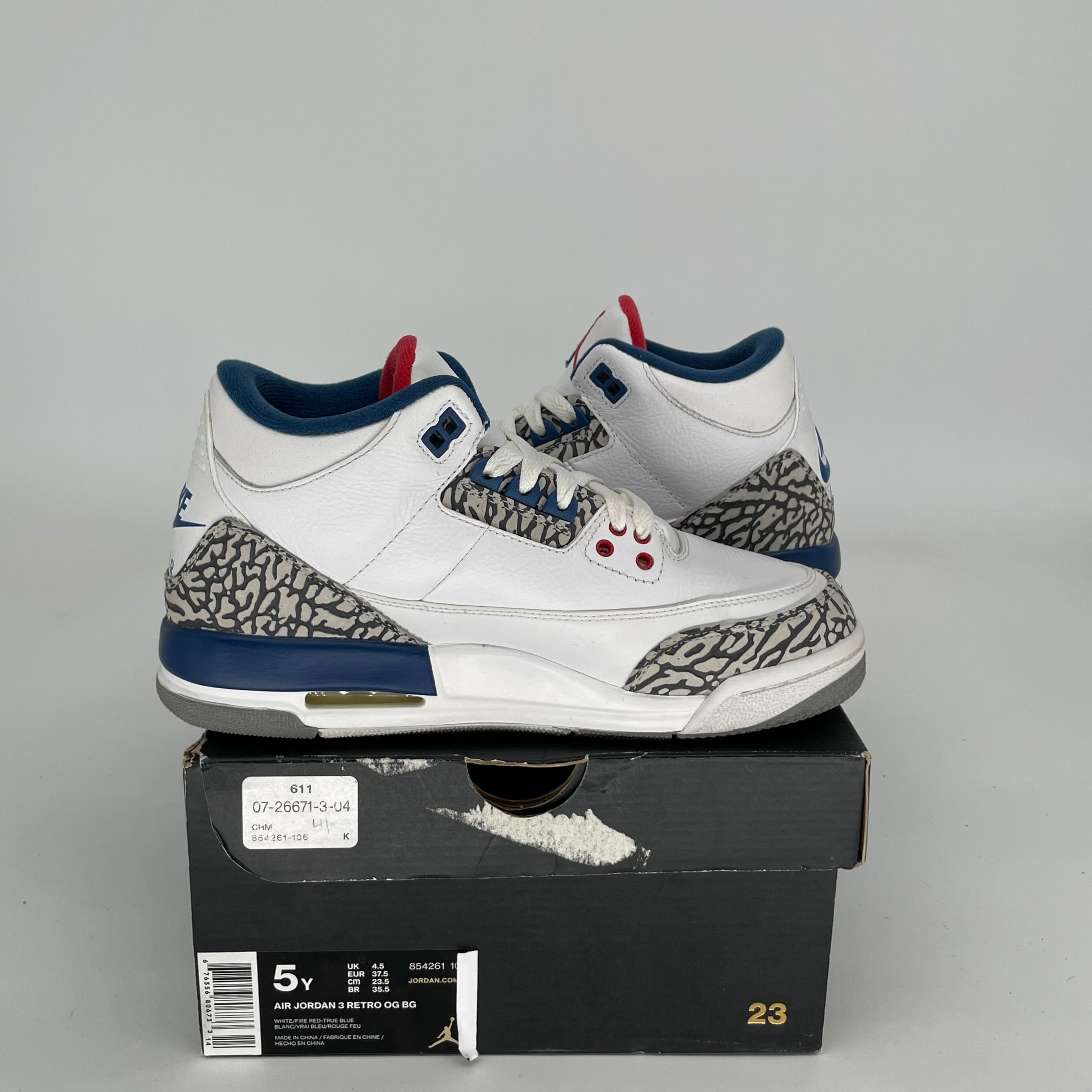 AIR JORDAN 3 TRUE BLUE SIZE 5Y 854261-106