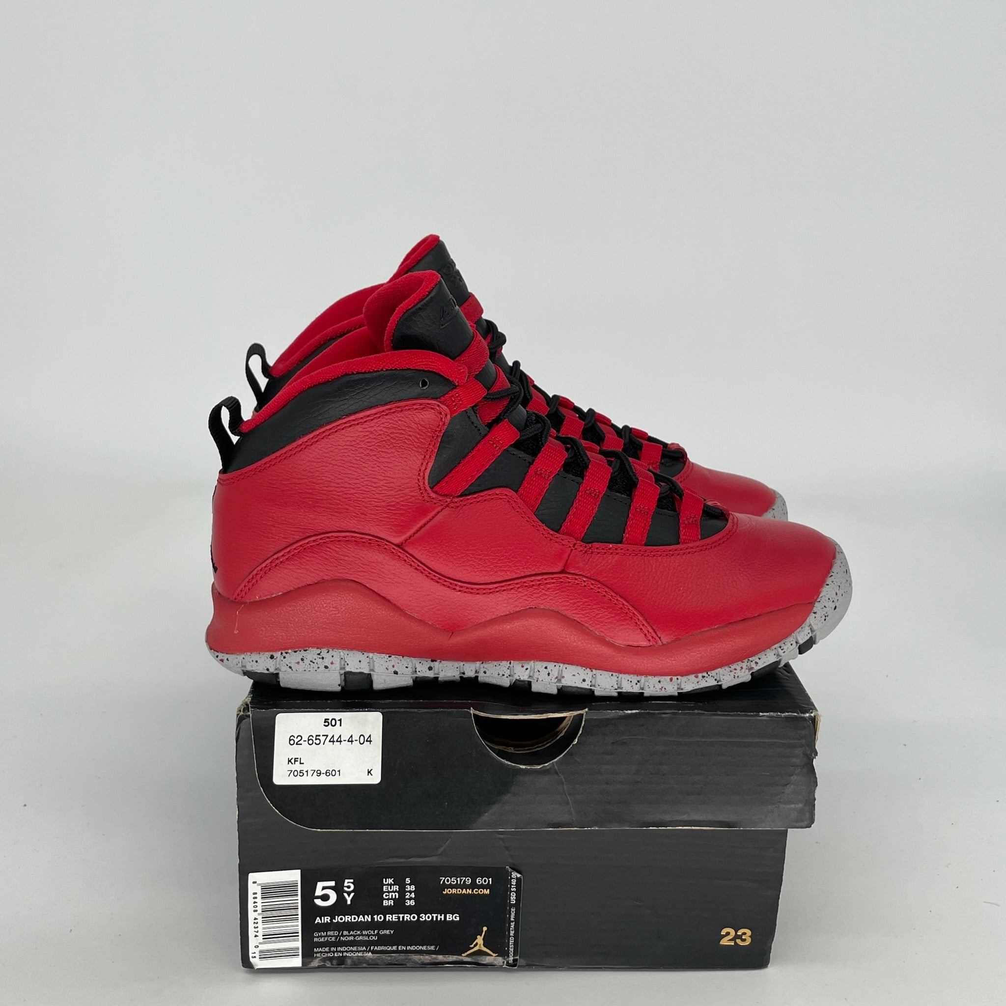 AIR JORDAN 10 BULLS OVER BROADWAY SIZE 5.5Y 705179-601