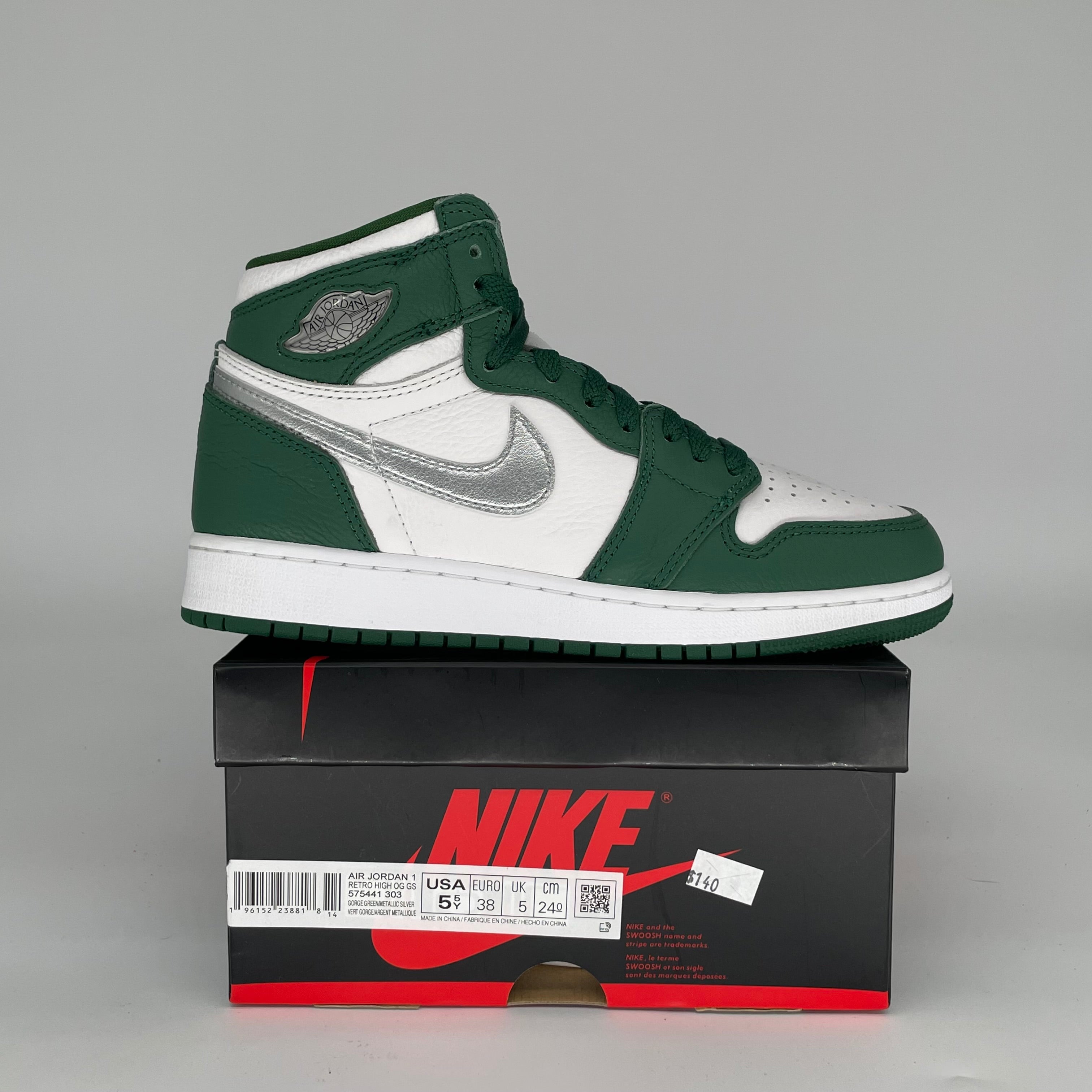 AIR JORDAN 1 GORGE GREEN SIZE 5.5Y 575441-303