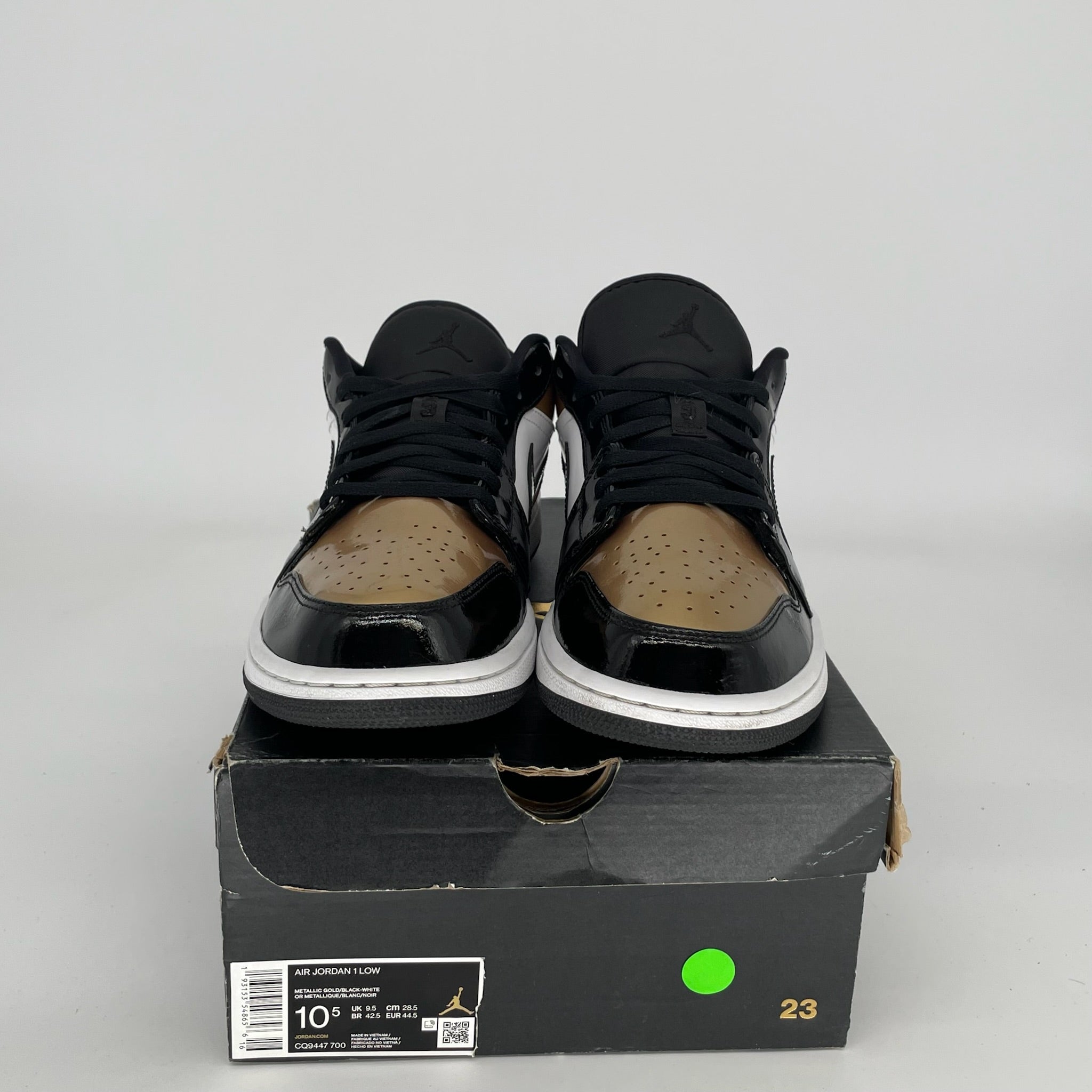 AIR JORDAN 1 LOW GOLD TOE SIZE 10.5 CQ9447-700