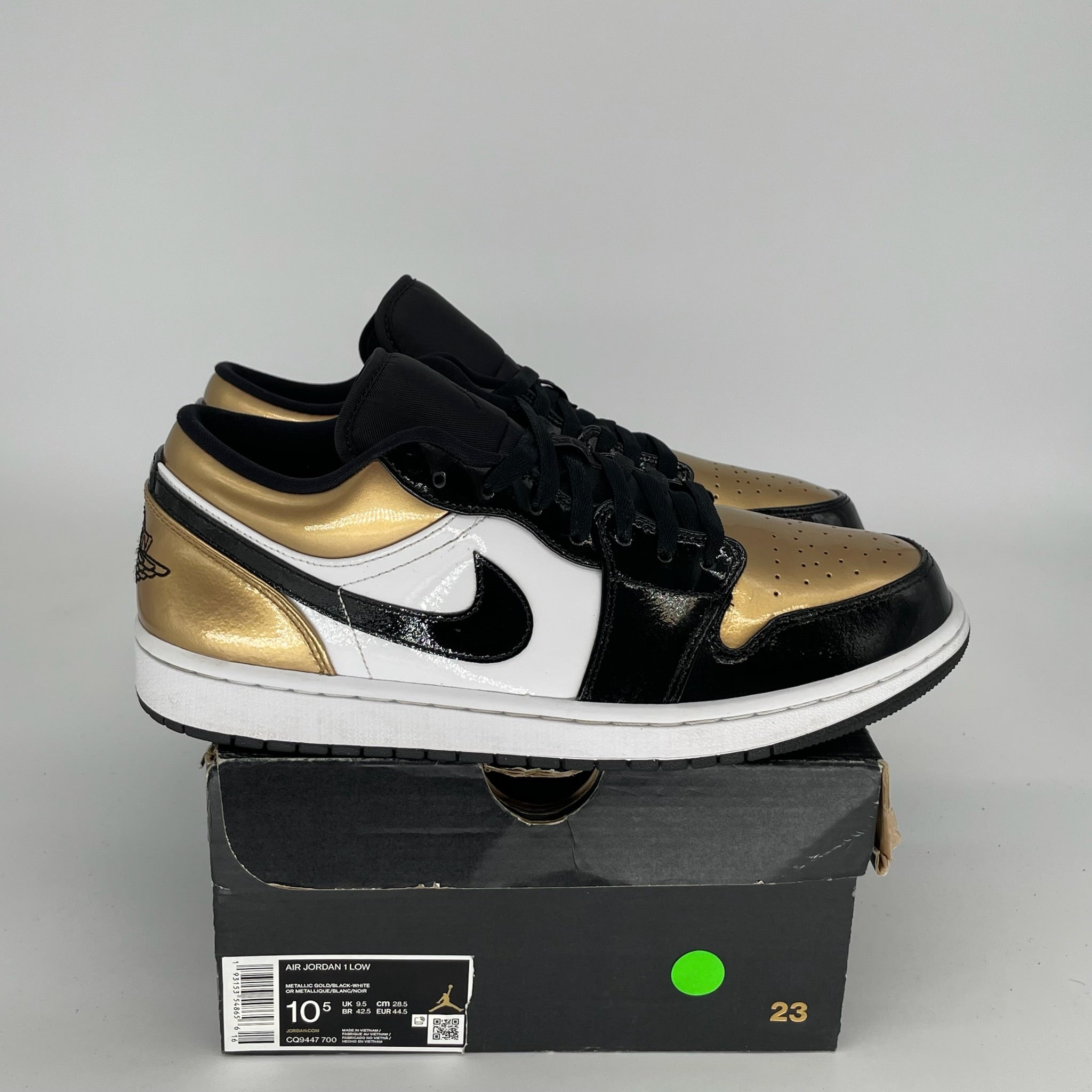 AIR JORDAN 1 LOW GOLD TOE SIZE 10.5 CQ9447-700