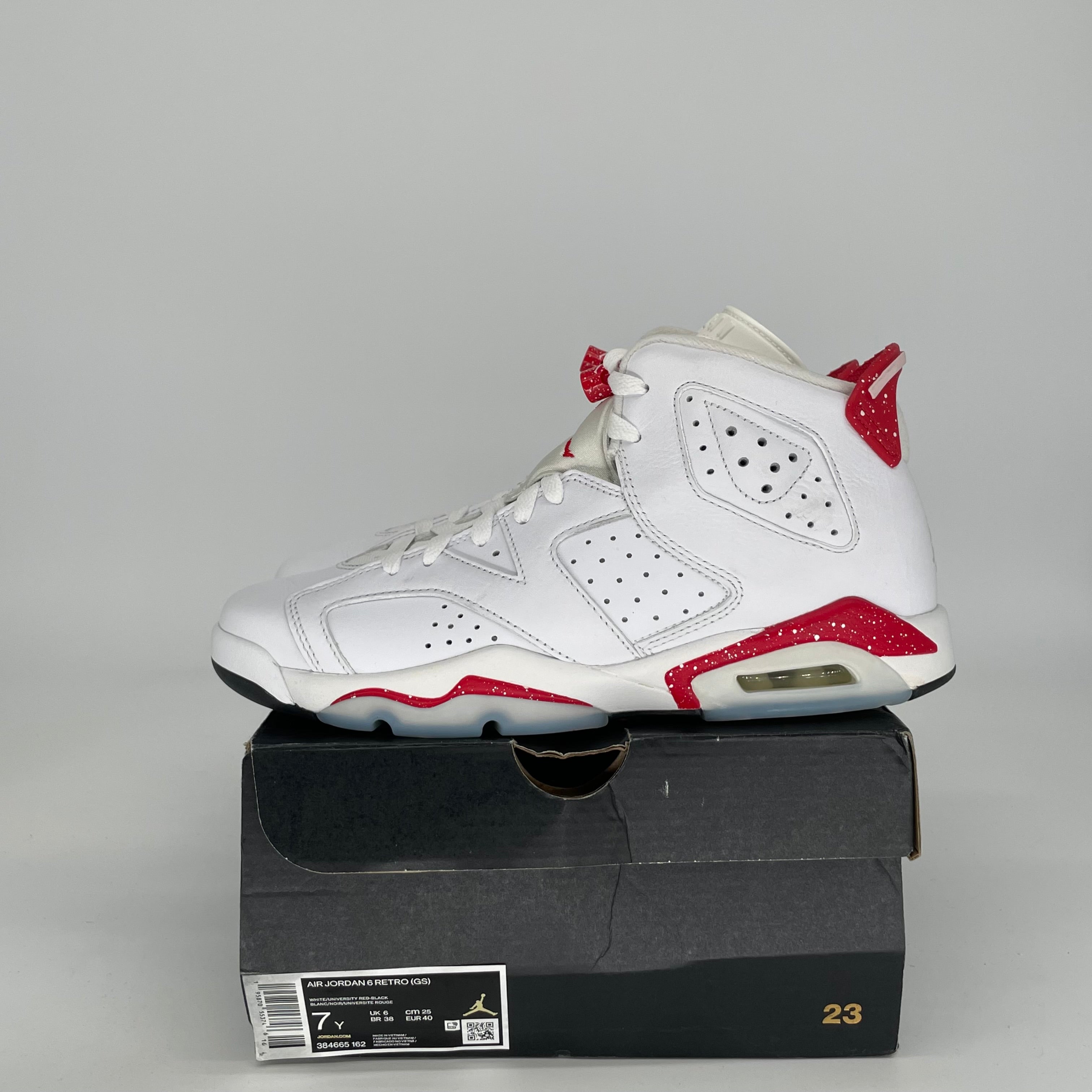 AIR JORDAN 6 RED OREO SIZE 7Y 384665-162