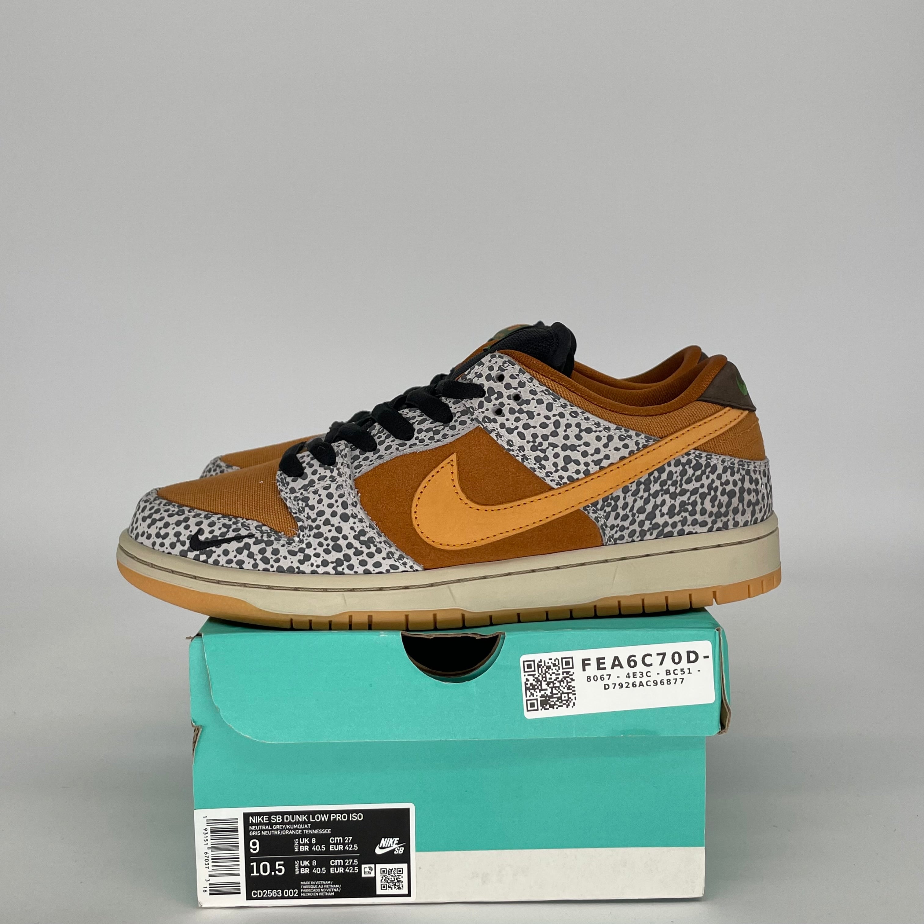 NIKE SB DUNK LOW SAFARI SIZE 9 CD2563-002