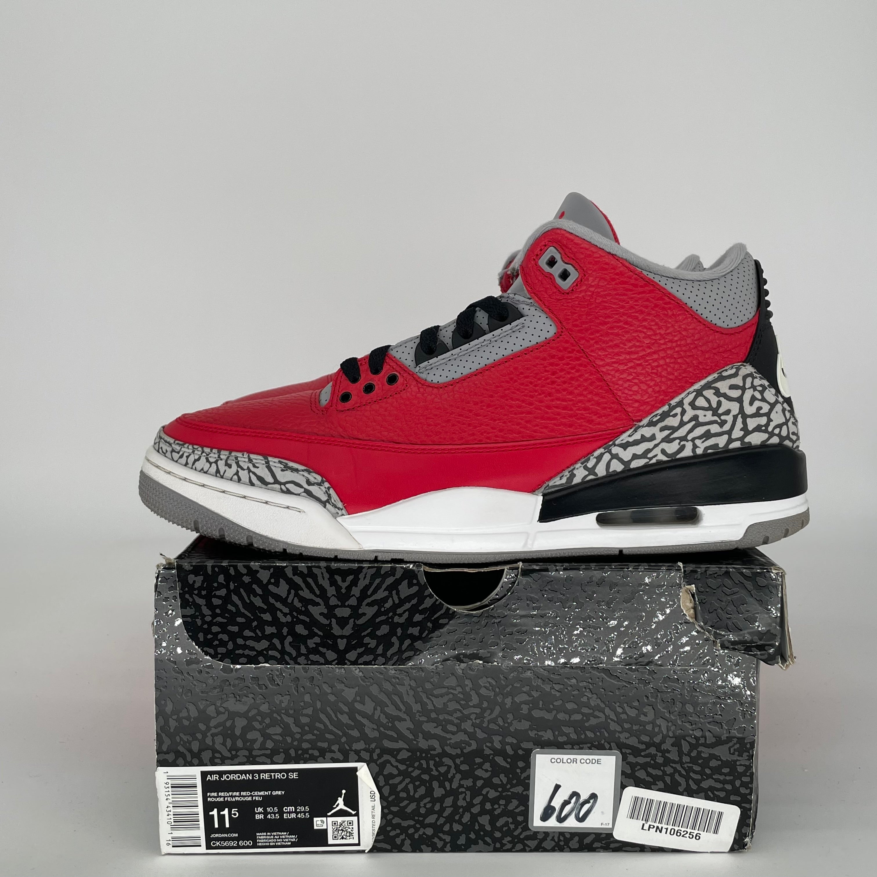 AIR JORDAN 3 UNITE SIZE 11.5 CK5692-600