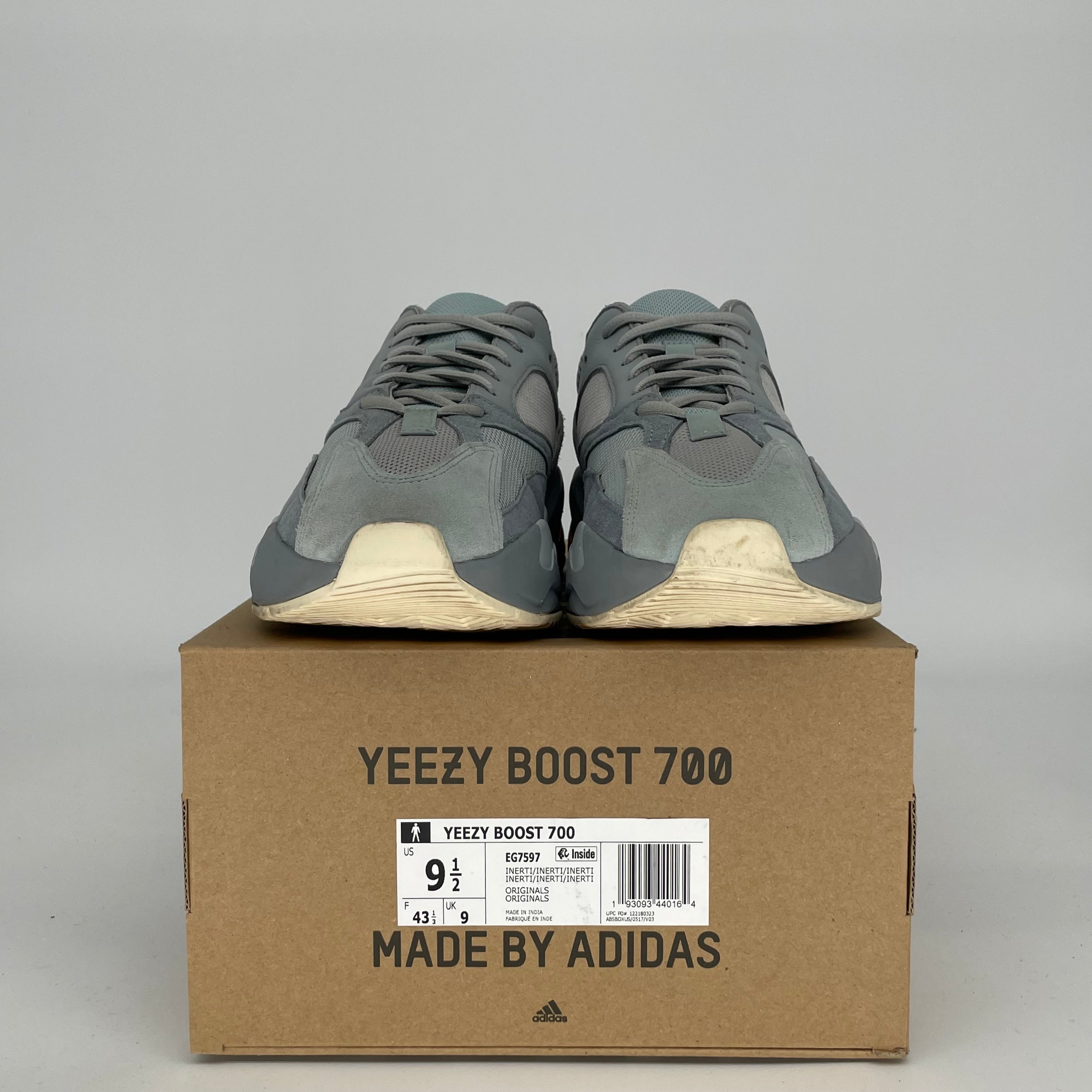 ADIDAS YEEZY 700 INERTIA SIZE 9.5 EG7597