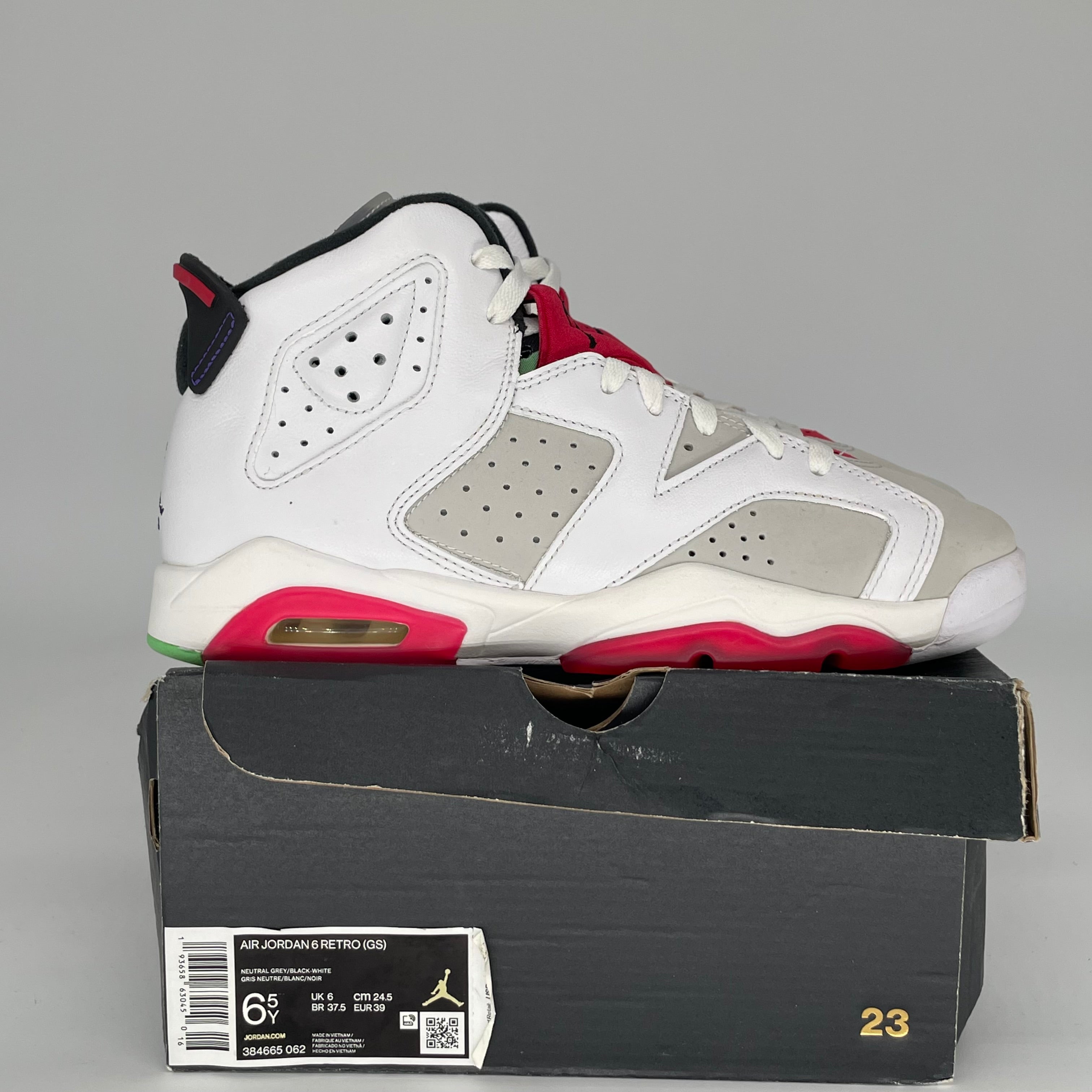 AIR JORDAN 6 HARE SIZE 6.5Y 384665-062