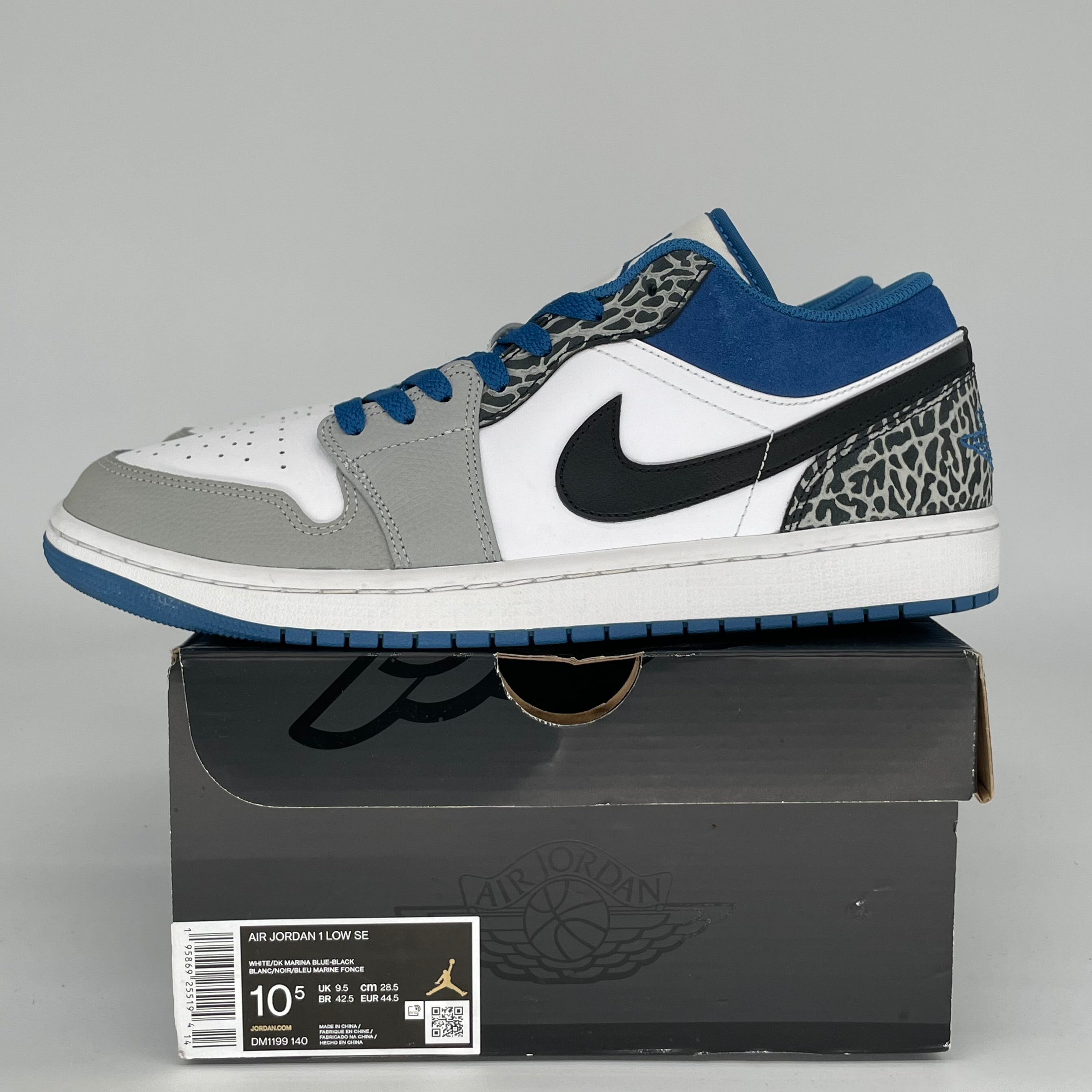 AIR JORDAN 1 LOW TRUE BLUE SIZE 10.5 DM1199-140