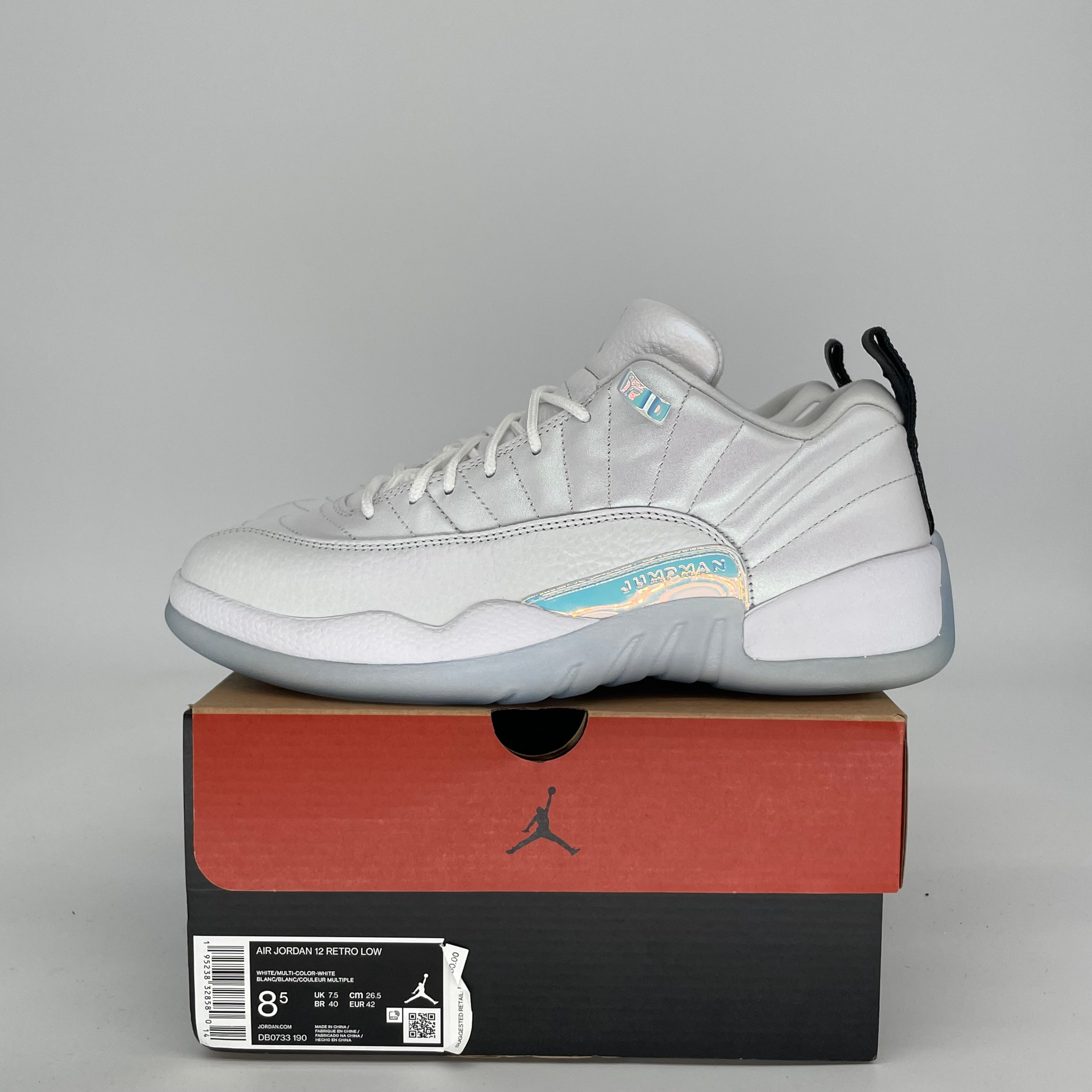 AIR JORDAN 12 LOW EASTER SIZE 8.5 DB0733-190