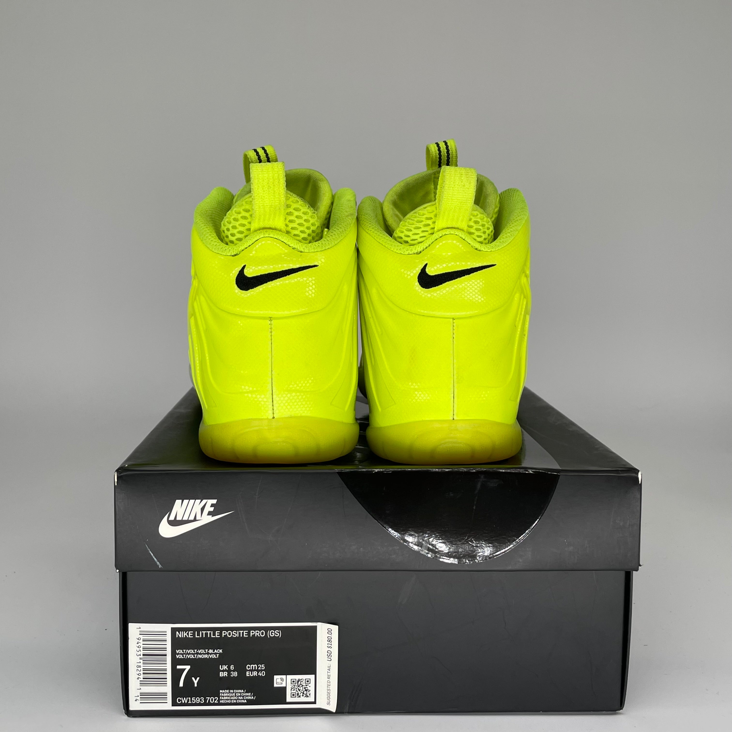 NIKE AIR FOAMPOSITE PRO VOLT SIZE 7Y 644792-700/CW1593-702