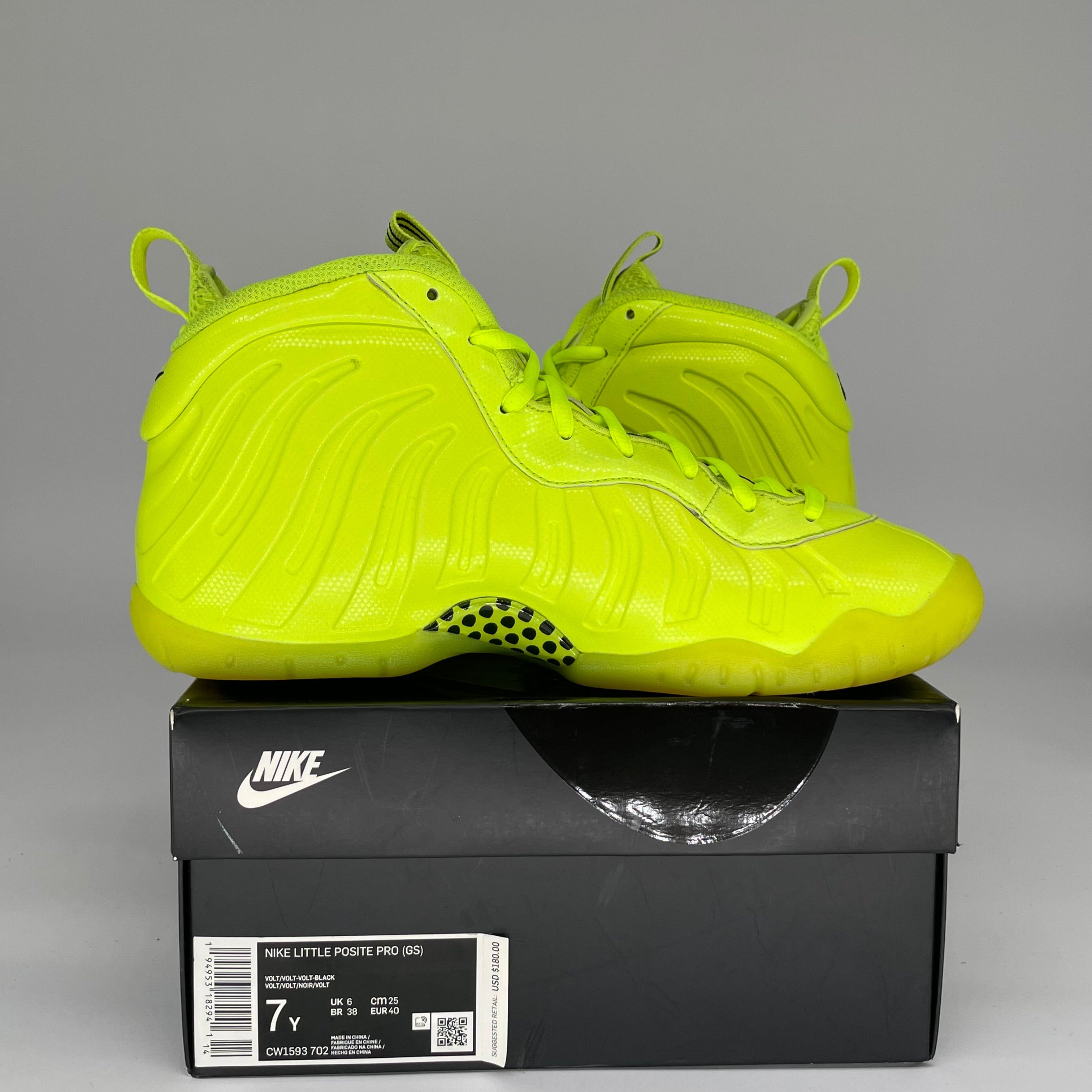 NIKE AIR FOAMPOSITE PRO VOLT SIZE 7Y 644792-700/CW1593-702