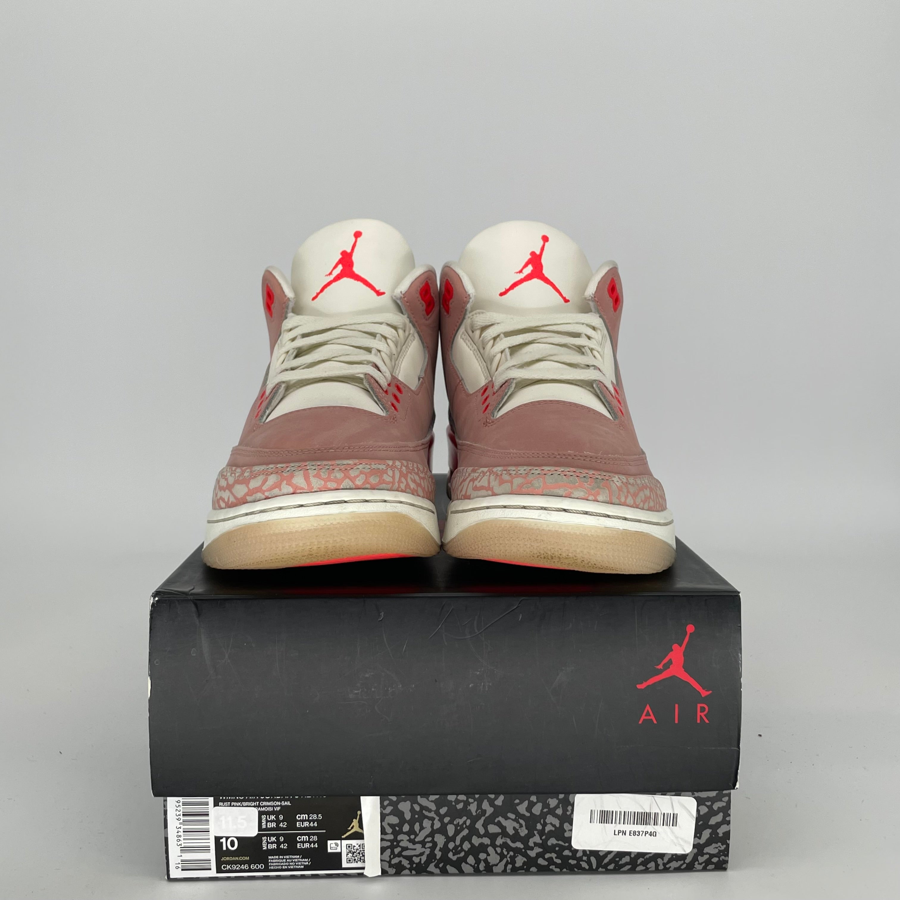 AIR JORDAN 3 RUST PINK SIZE 10/11.5W CK9246-600