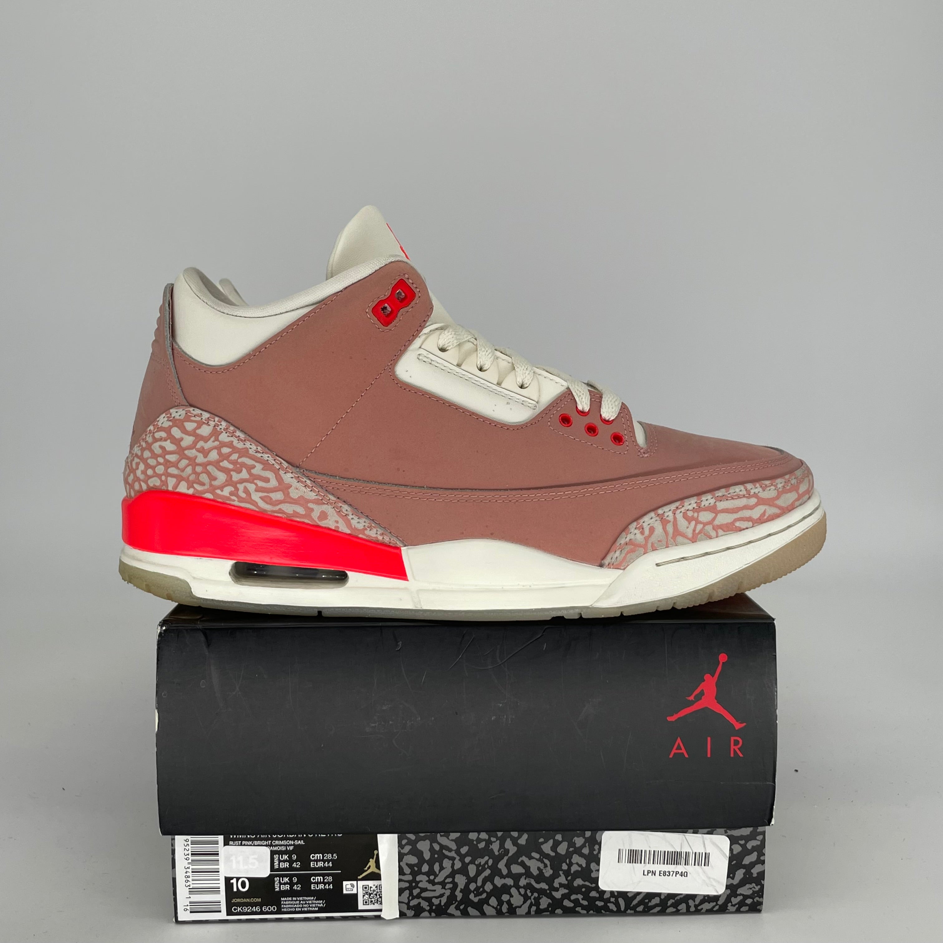 AIR JORDAN 3 RUST PINK SIZE 10/11.5W CK9246-600