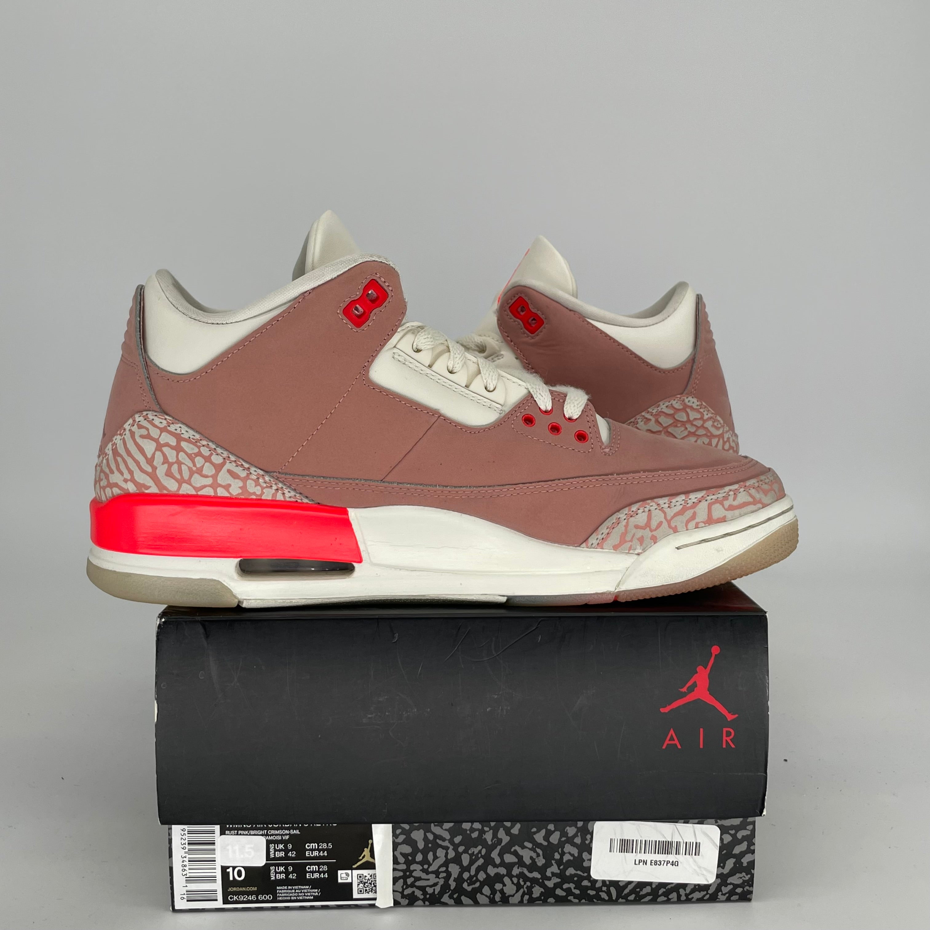 AIR JORDAN 3 RUST PINK SIZE 10/11.5W CK9246-600