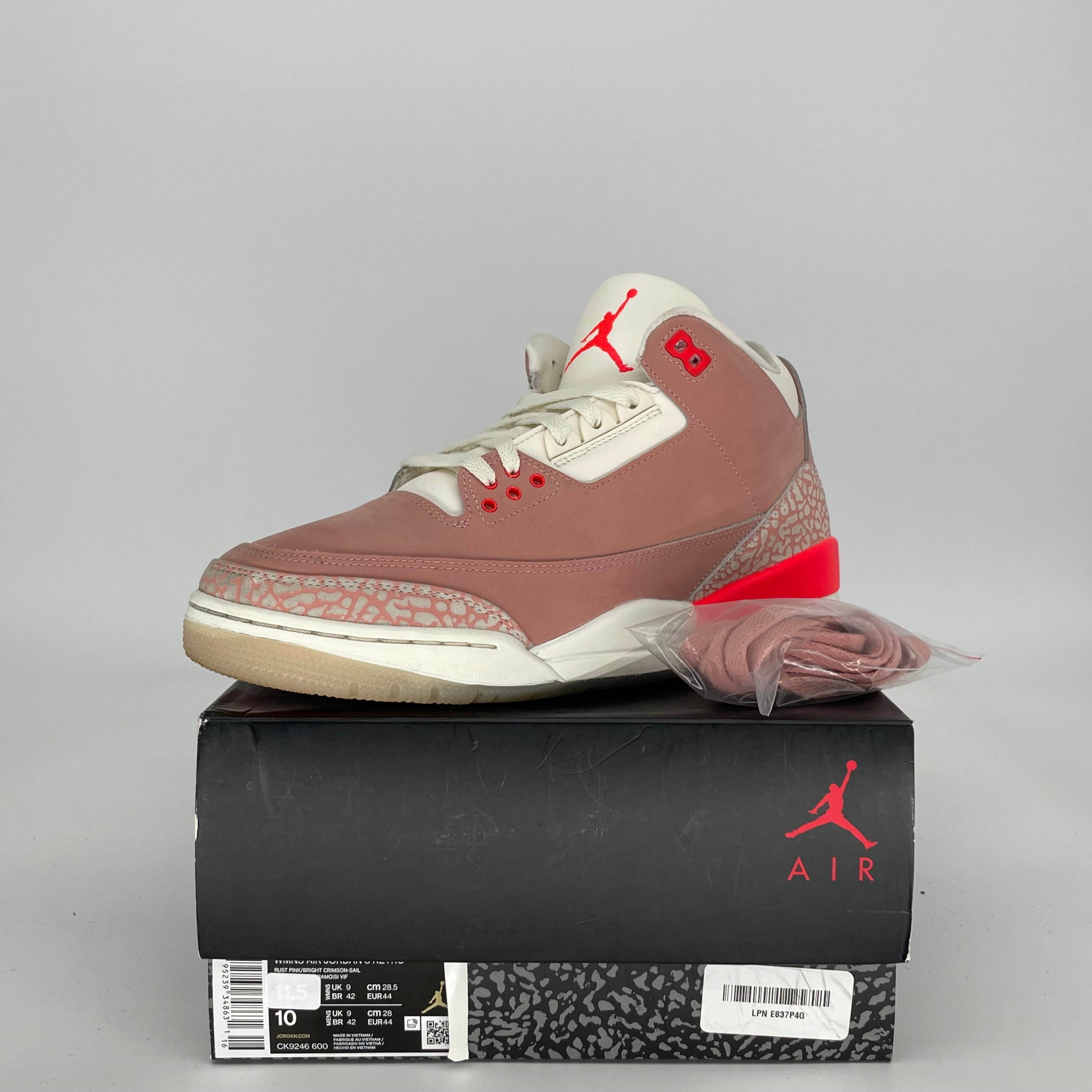 AIR JORDAN 3 RUST PINK SIZE 10/11.5W CK9246-600