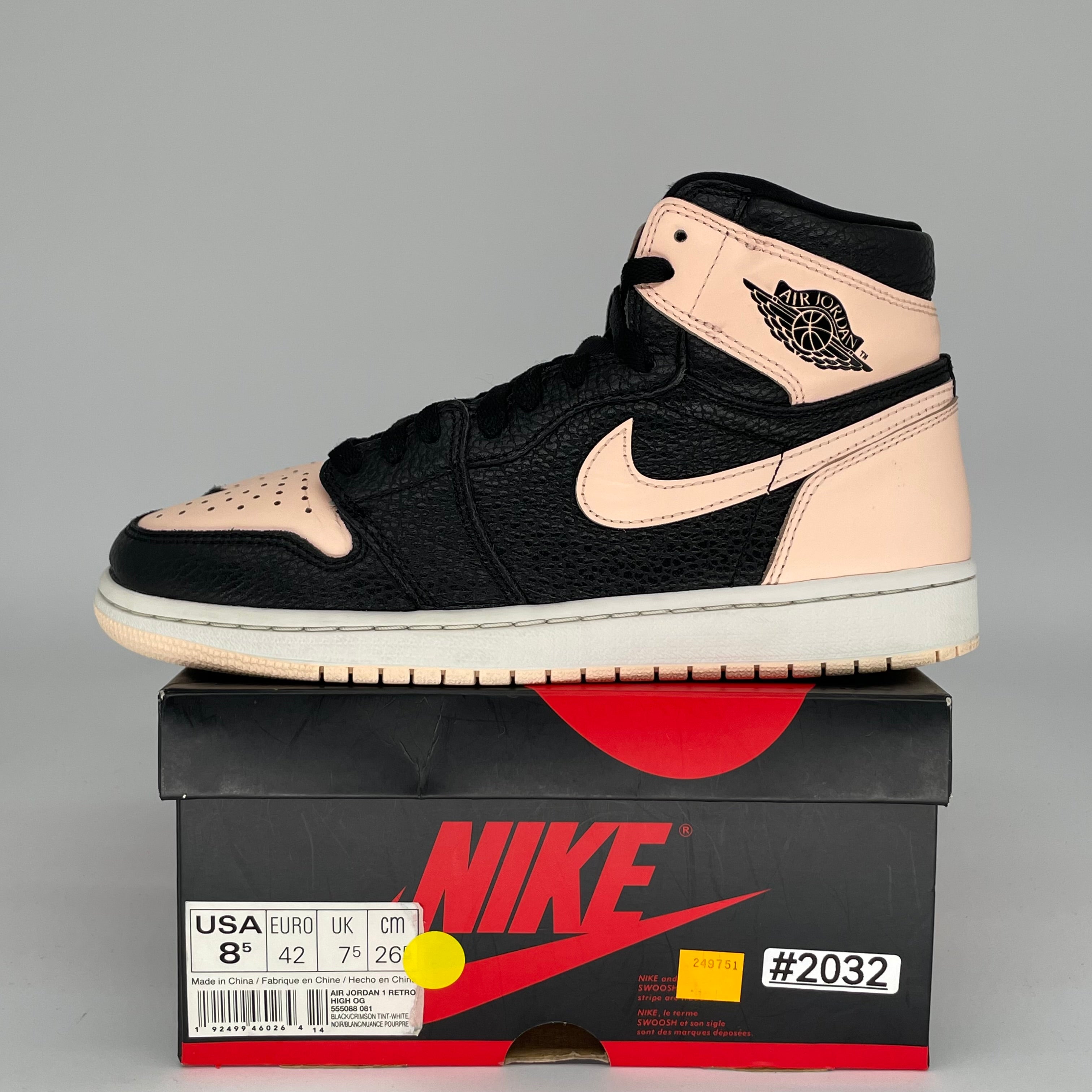 AIR JORDAN 1 CRIMSON TINT SIZE 8.5 555088-081