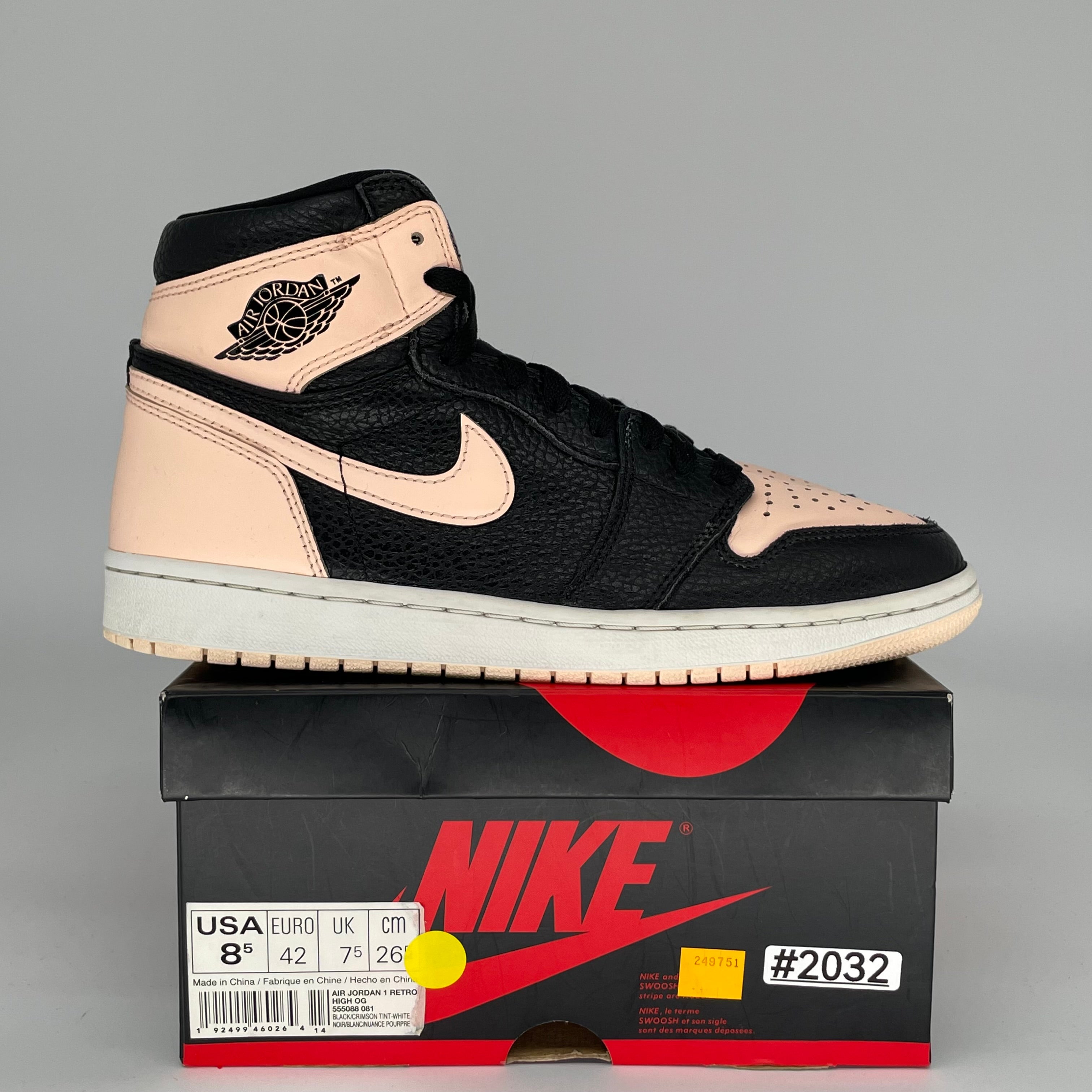 AIR JORDAN 1 CRIMSON TINT SIZE 8.5 555088-081