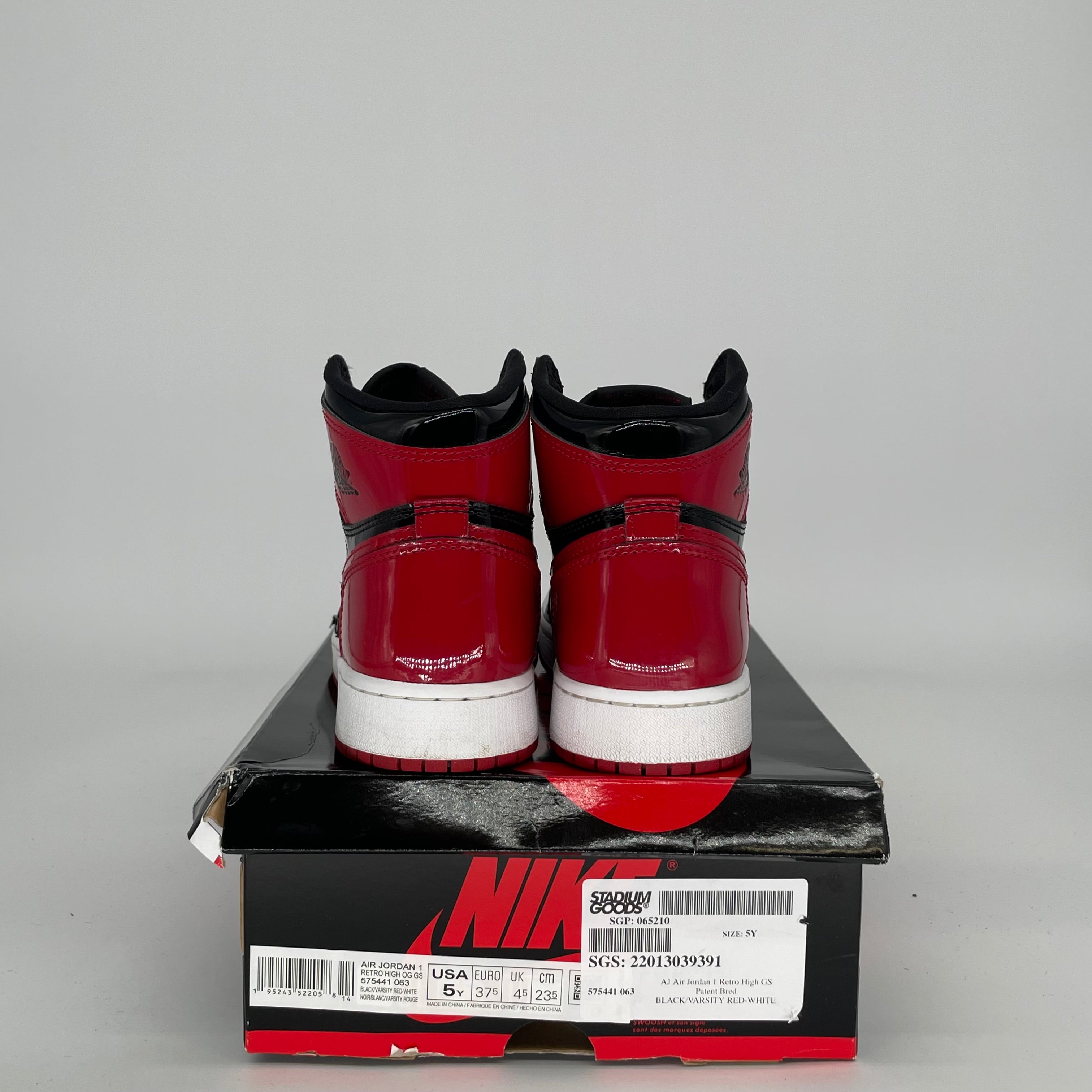 AIR JORDAN 1 PATENT BRED SIZE 5Y 57441-063