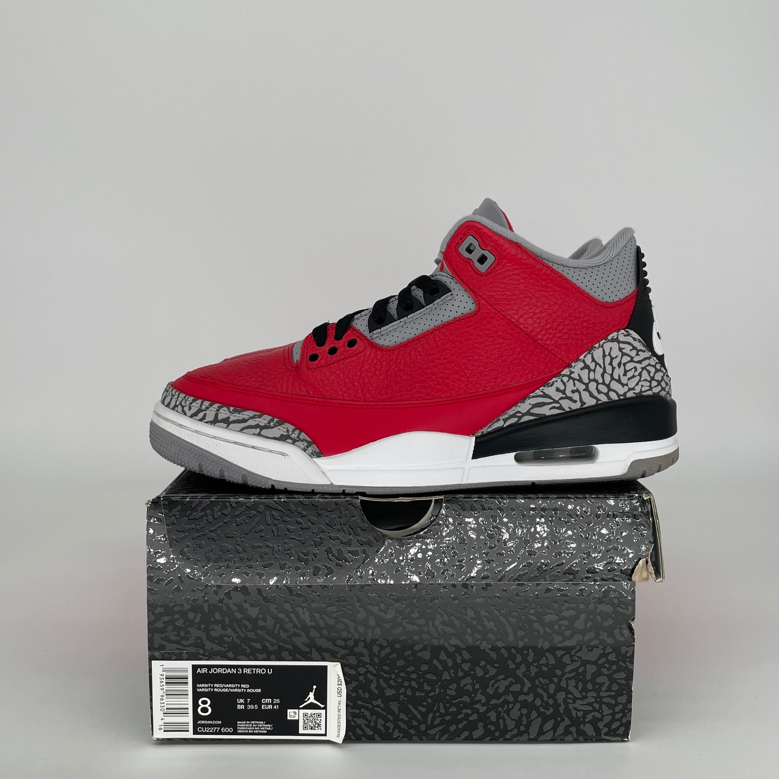 AIR JORDAN 3 UNITE CHI SIZE 8 CU2277-600