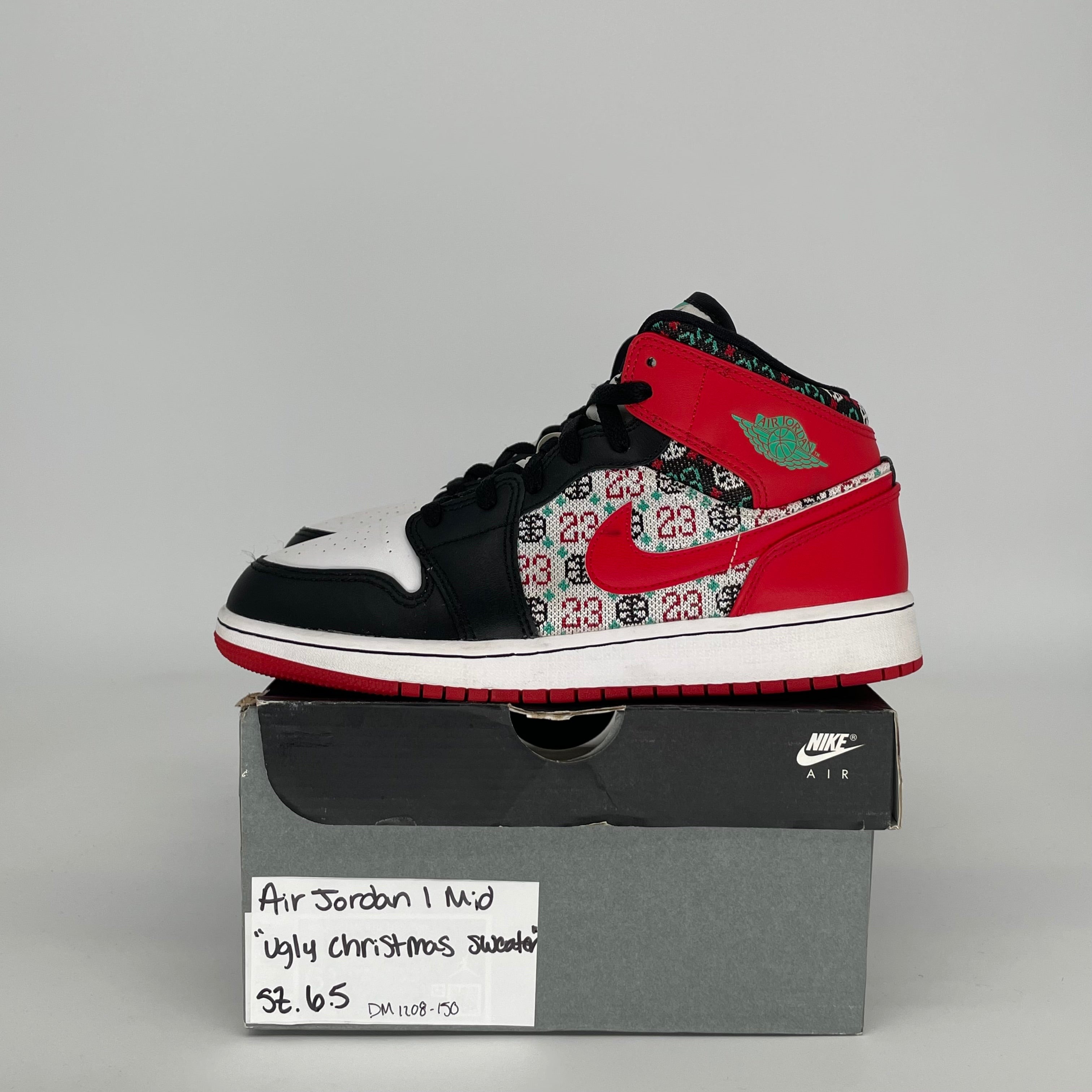 AIR JORDAN 1 MID UGLY CHRISTMAS SWEATER SIZE 6.5Y DM1208-150