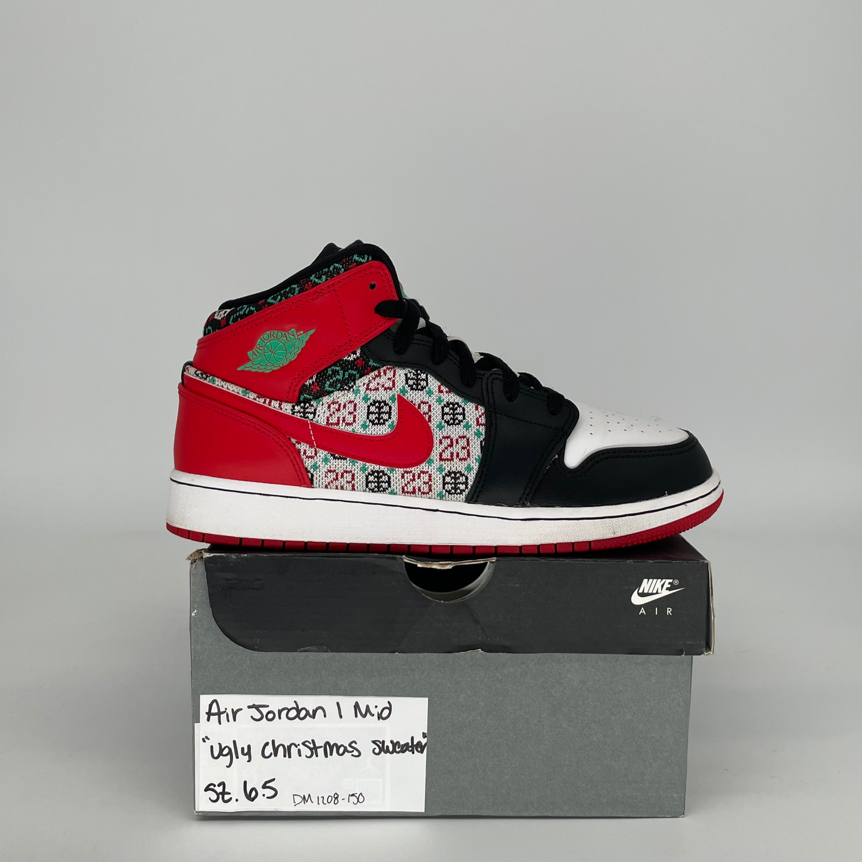 AIR JORDAN 1 MID UGLY CHRISTMAS SWEATER SIZE 6.5Y DM1208-150