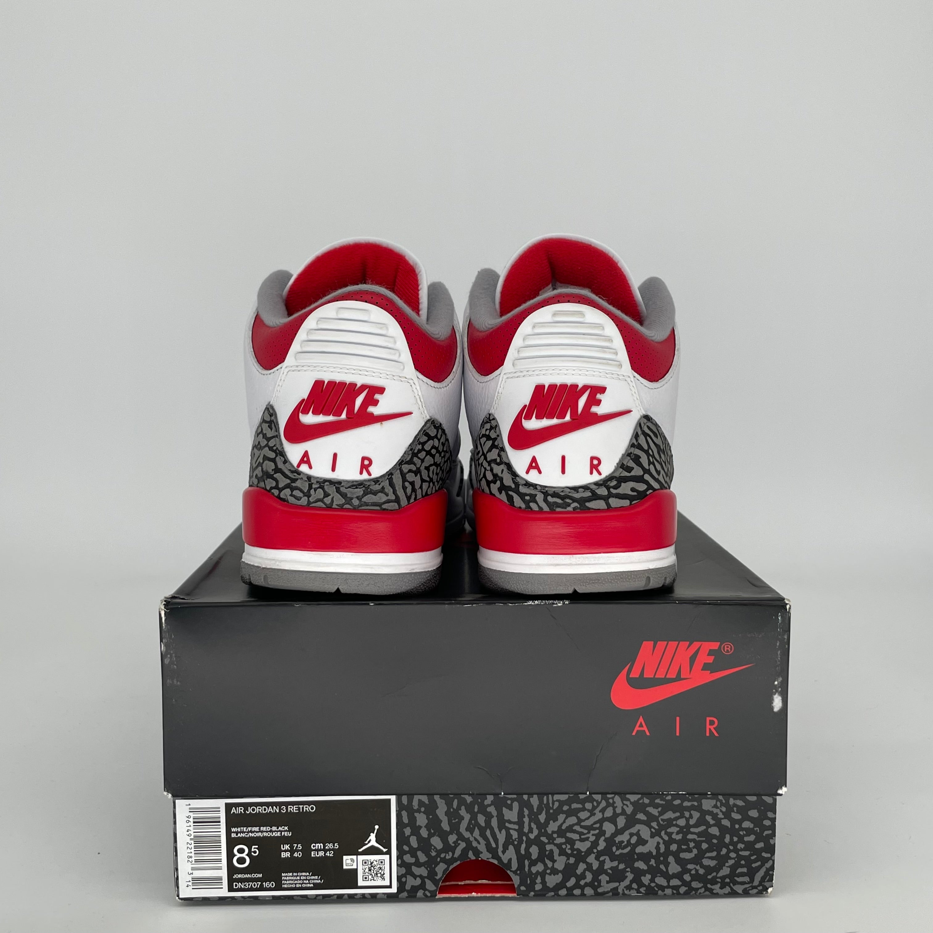 AIR JORDAN 3 FIRE RED SIZE 8.5 DN3707-160