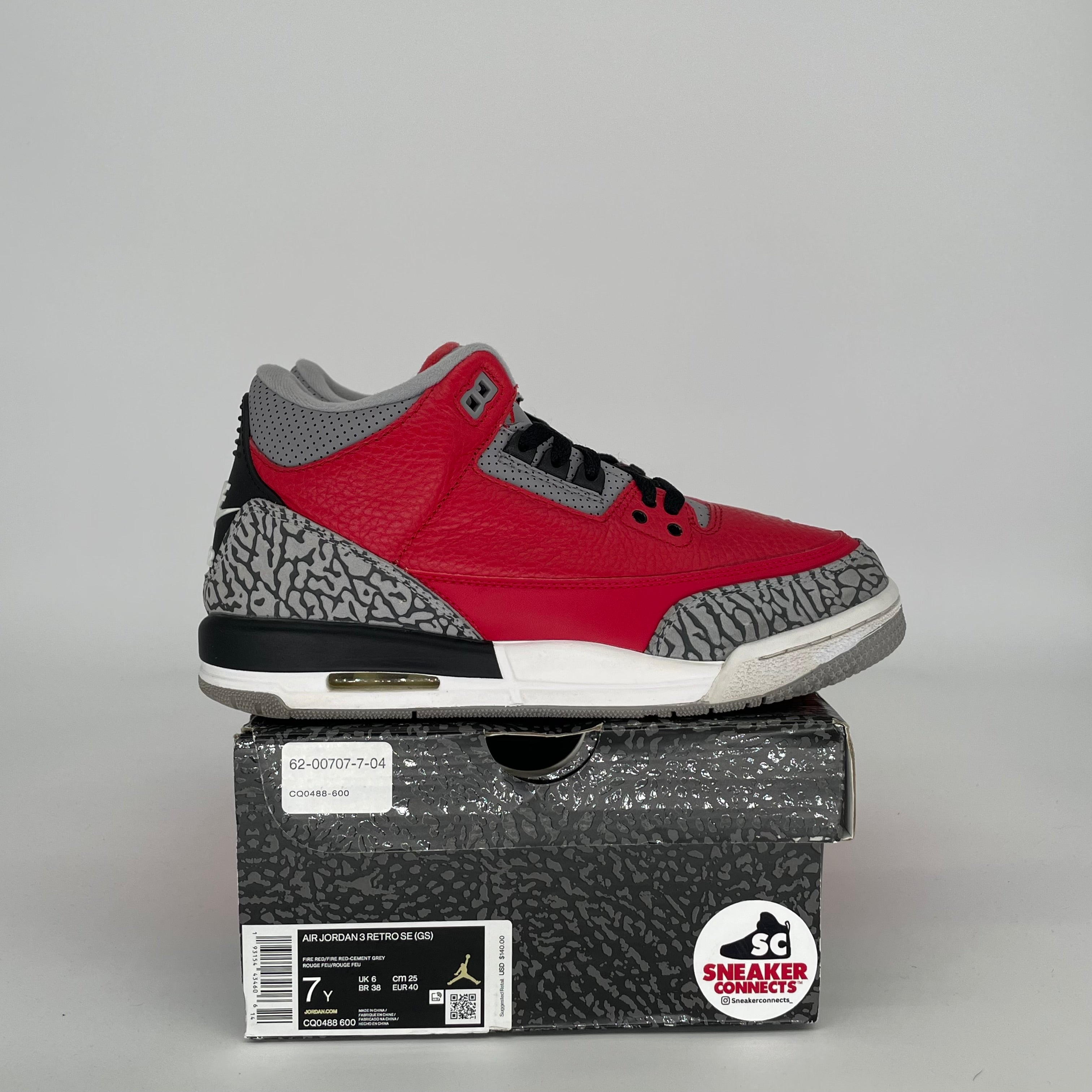 AIR JORDAN 3 UNITE SIZE 7Y CQ0488-600