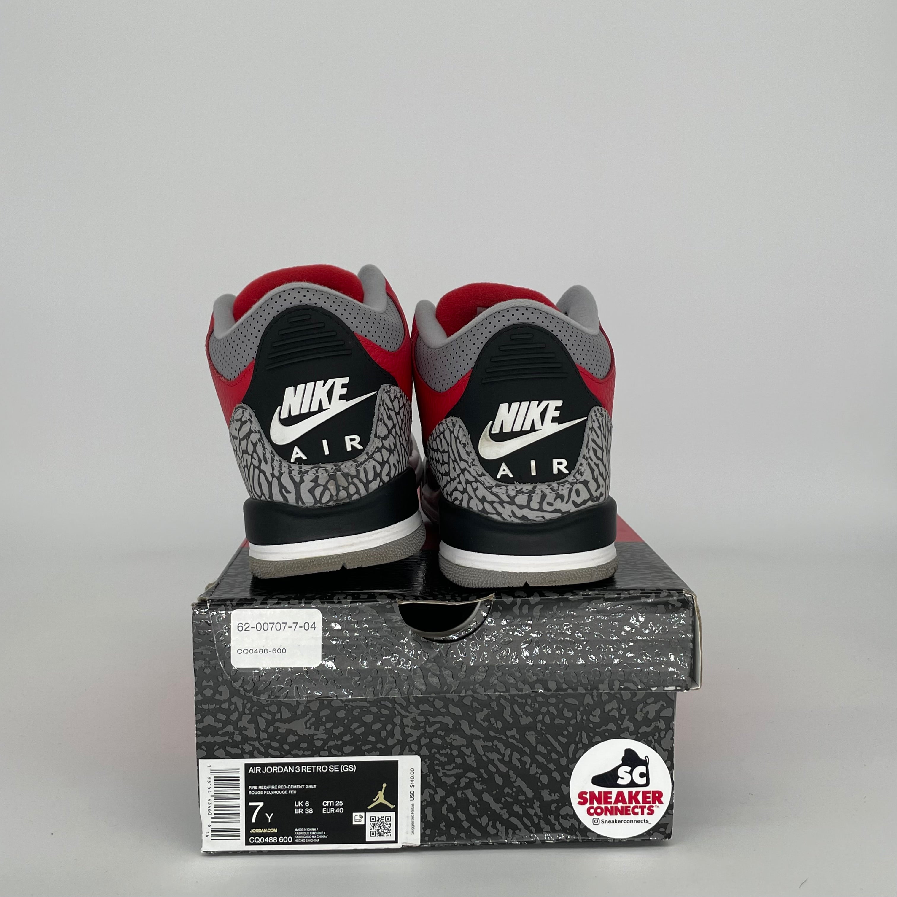 AIR JORDAN 3 UNITE SIZE 7Y CQ0488-600