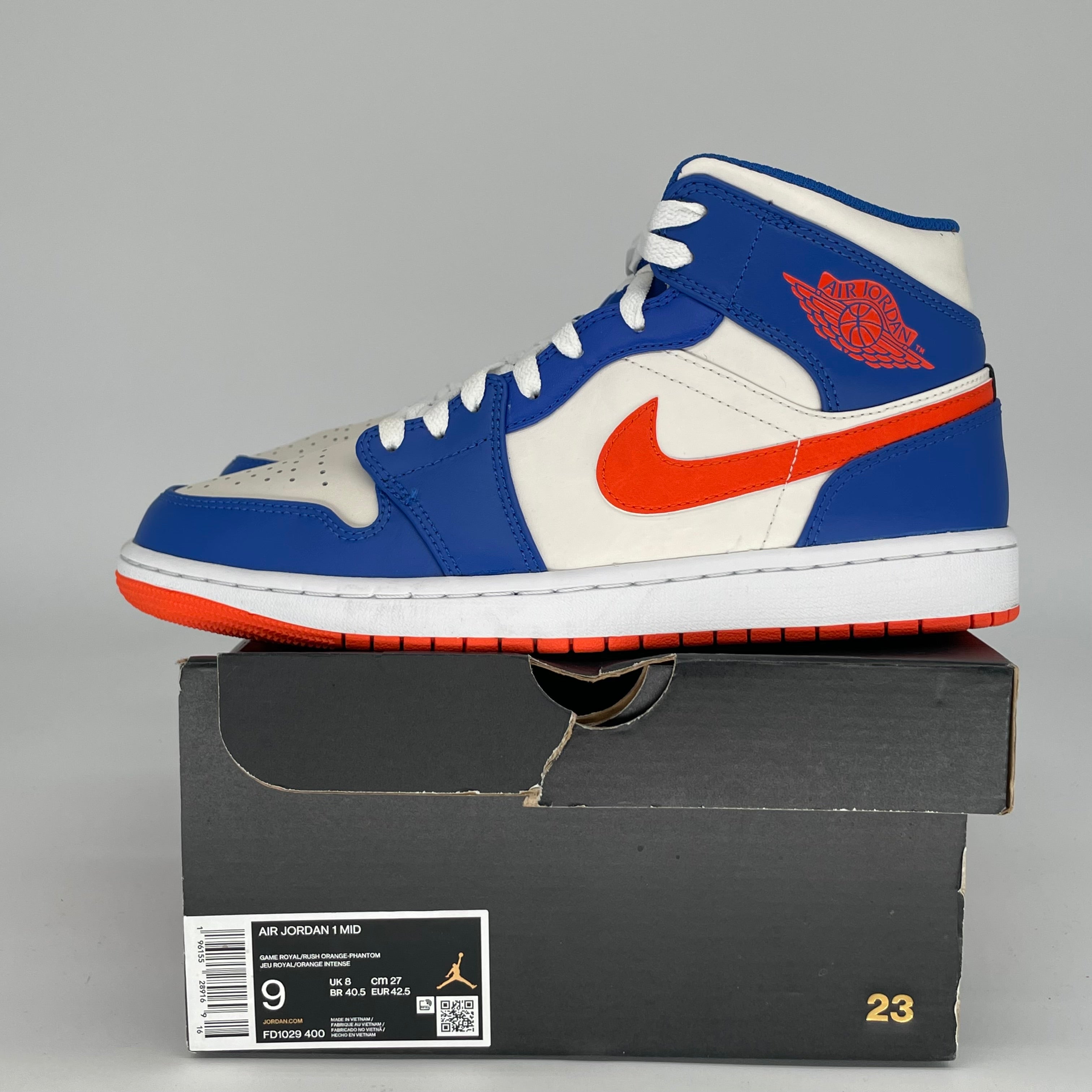 AIR JORDAN 1 MID KNICKS SIZE 9 FD1029-400