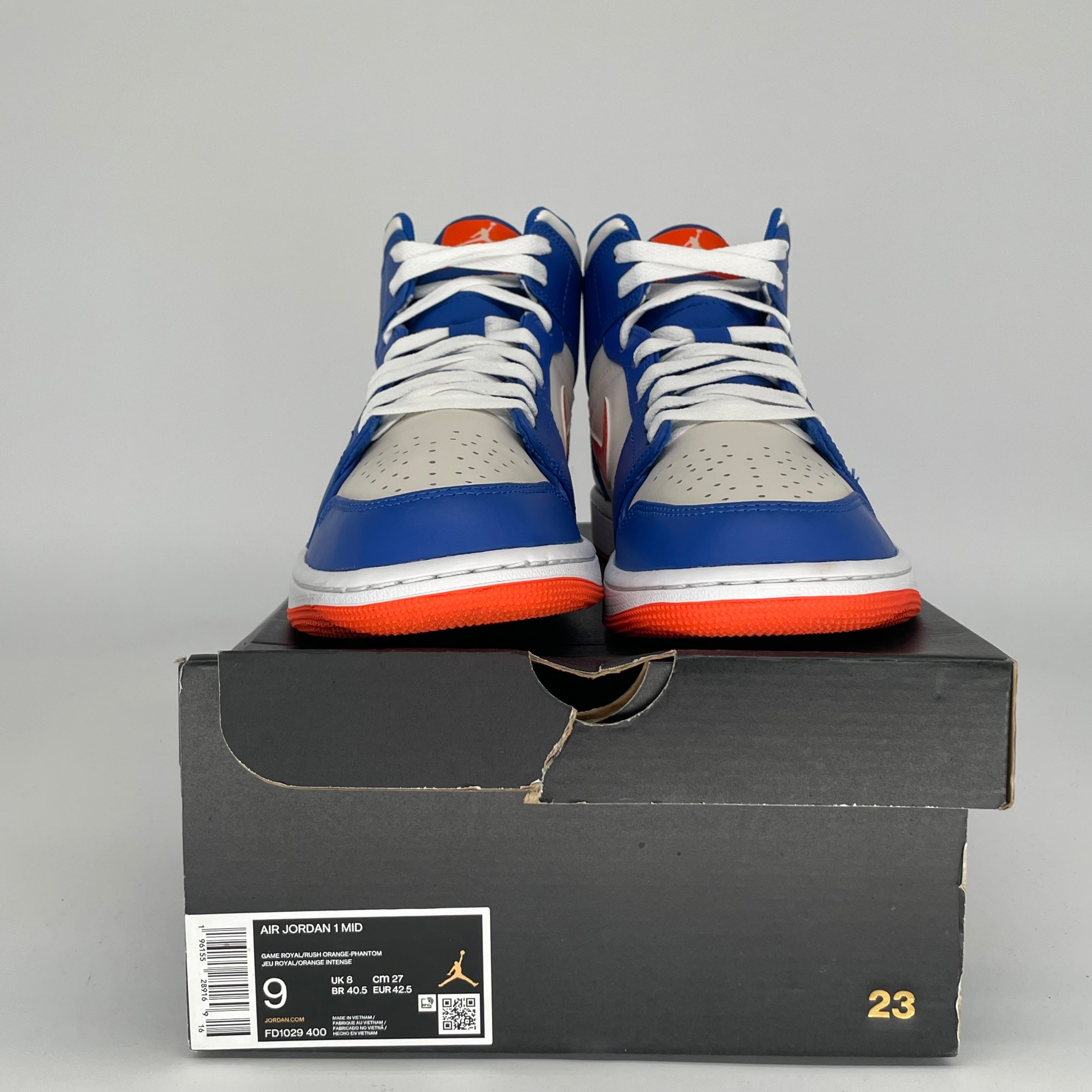 AIR JORDAN 1 MID KNICKS SIZE 9 FD1029-400