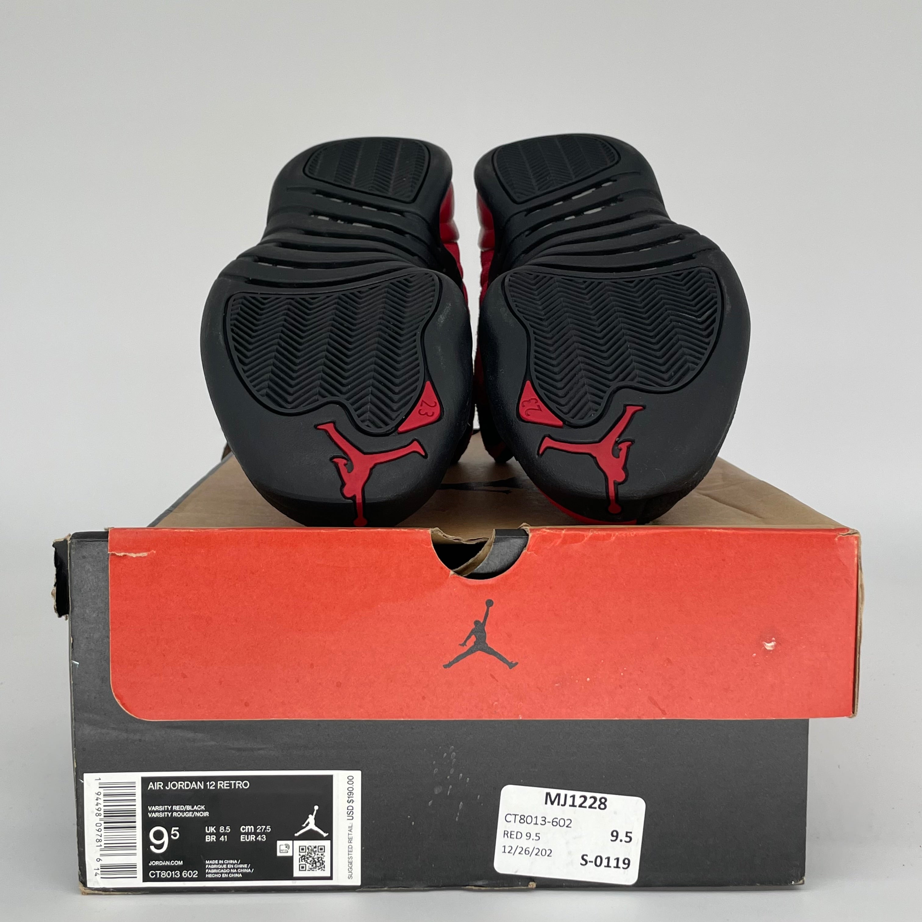 AIR JORDAN 12 REVERSE FLU GAME SIZE 9.5 CT8013-602