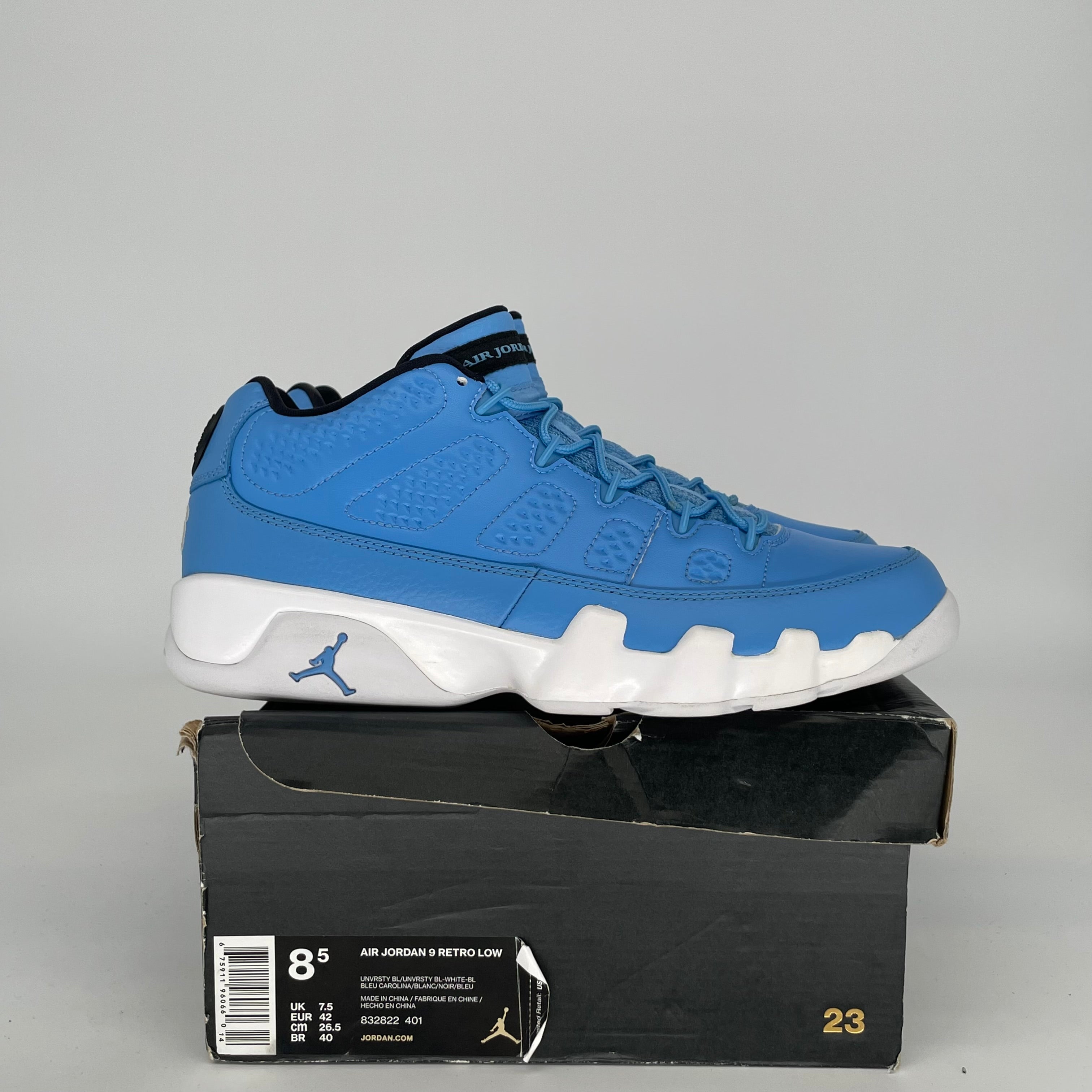 AIR JORDAN 9 LOW PANTONE SIZE 8.5 832822-401