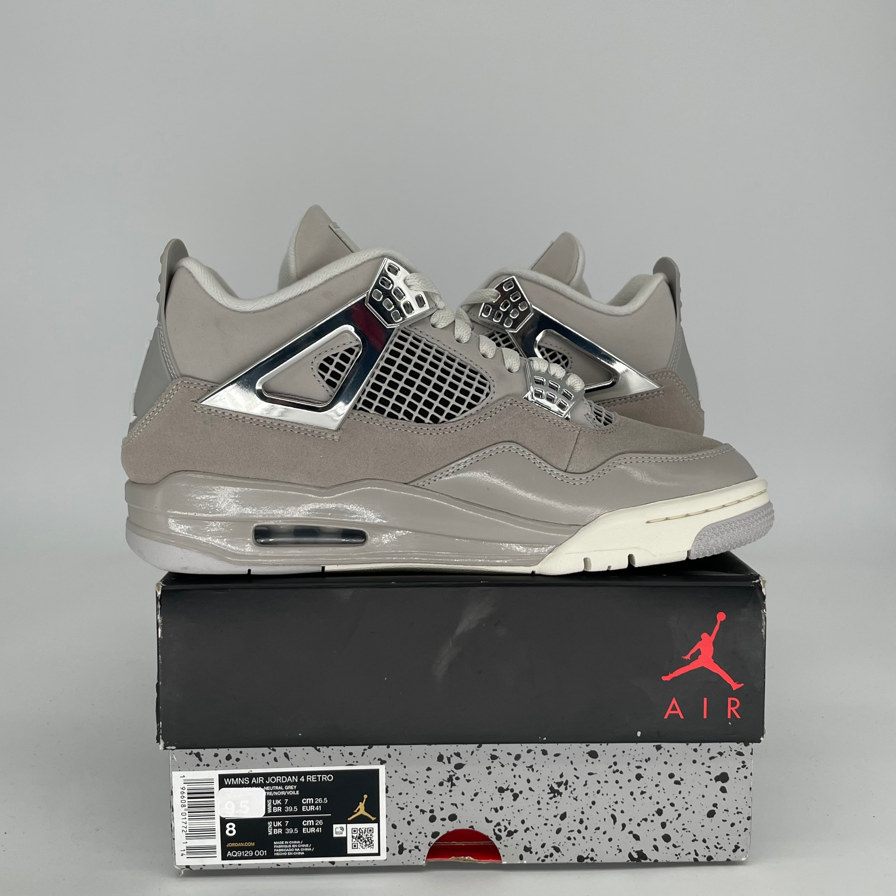 AIR JORDAN 4 FROZEN MOMENTS W SIZE 8/9.5W AQ9129-001