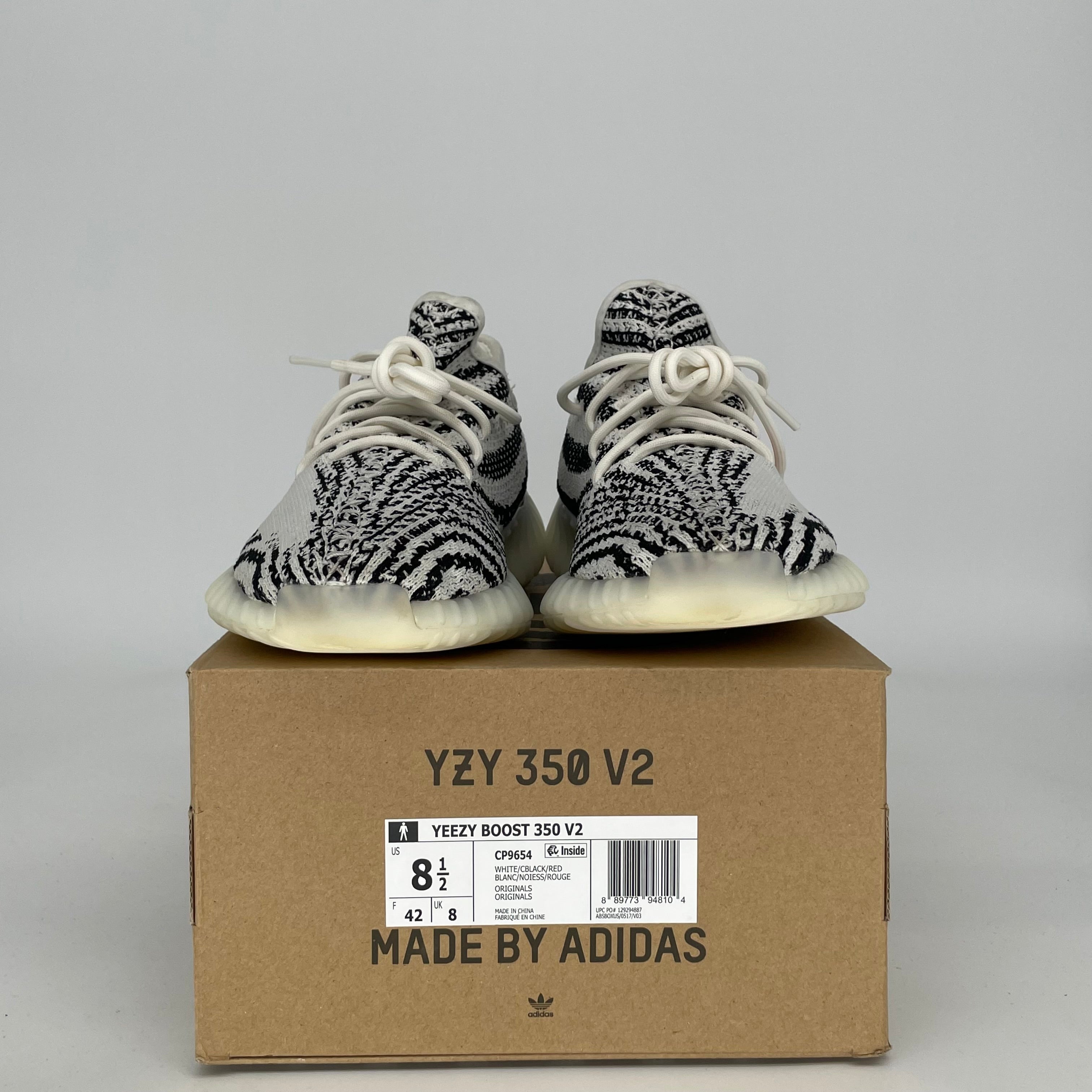 ADIDAS YEEZY 350 V2 ZEBRA SIZE 8.5 CP9654