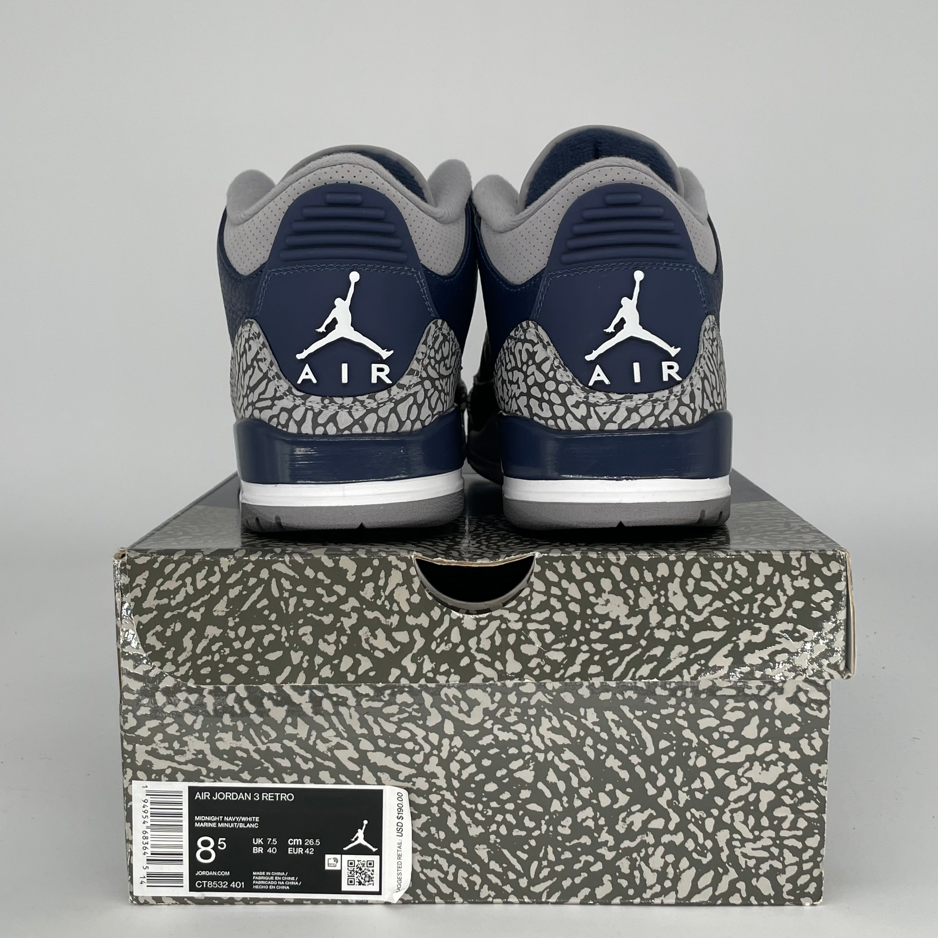 AIR JORDAN 3 GEORGETOWN SIZE 8.5 CT8532-401