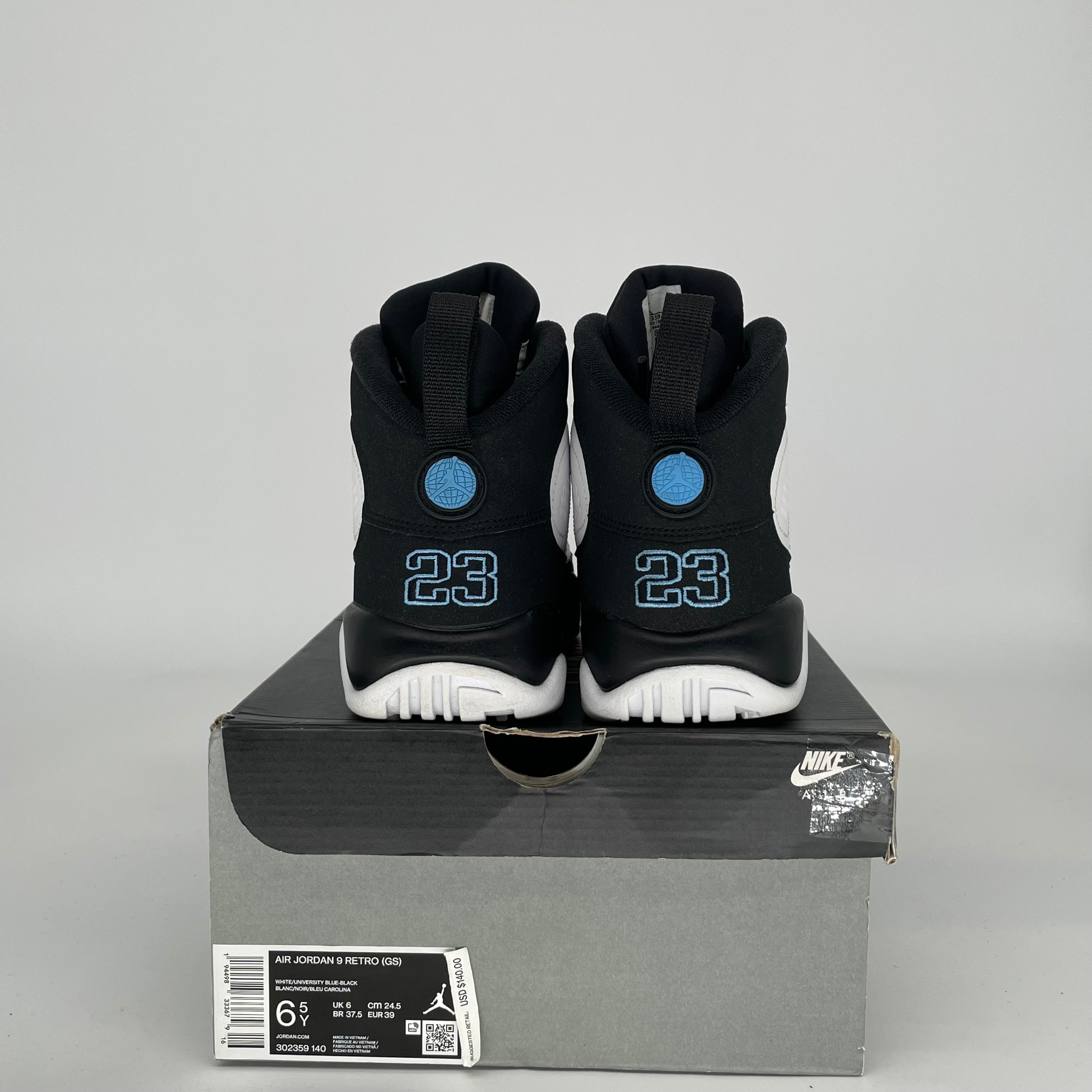 AIR JORDAN 9 UNIVERSITY BLUE SIZE 6.5Y 302359-140