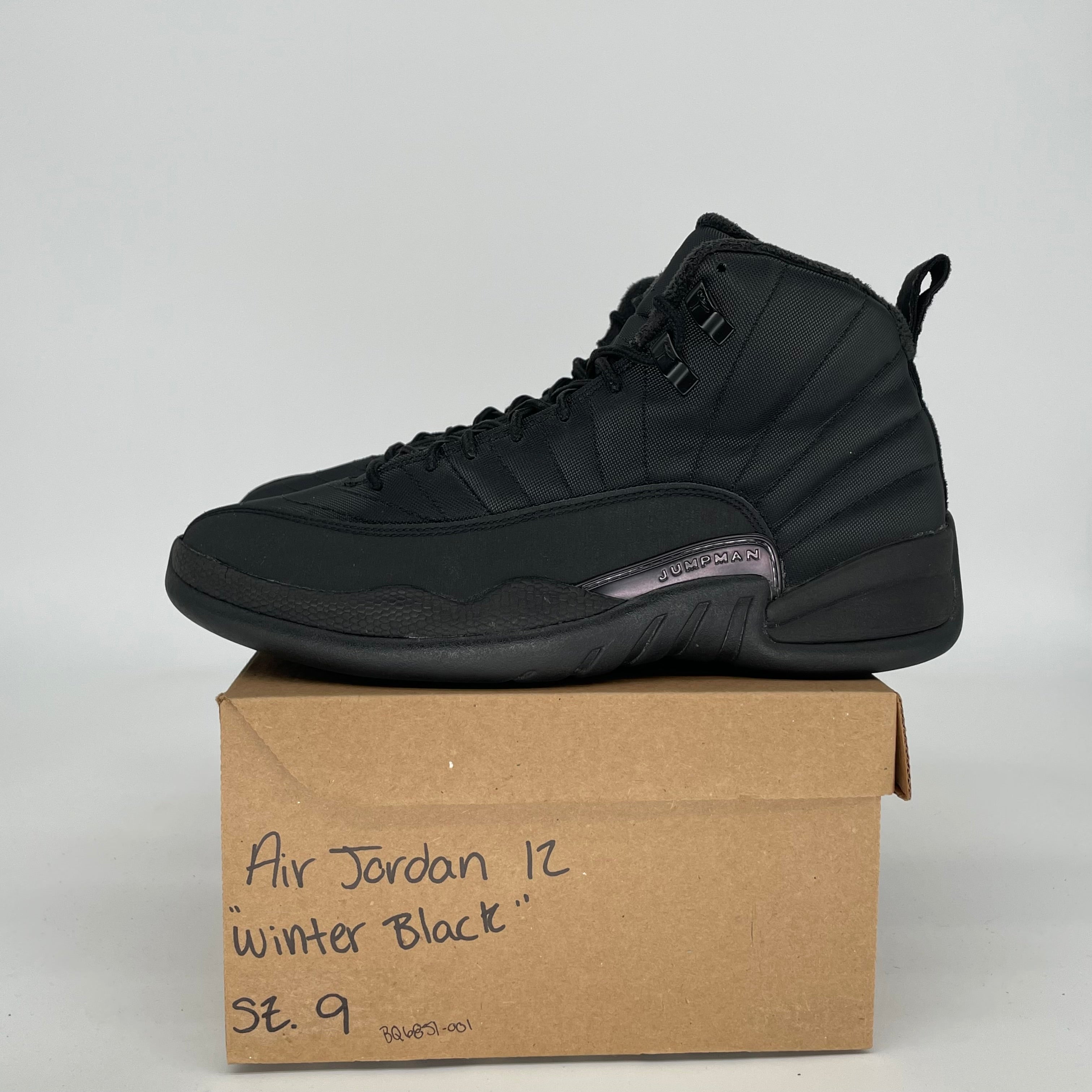 AIR JORDAN 12 WINTER BLACK SIZE 9 BQ6851-001