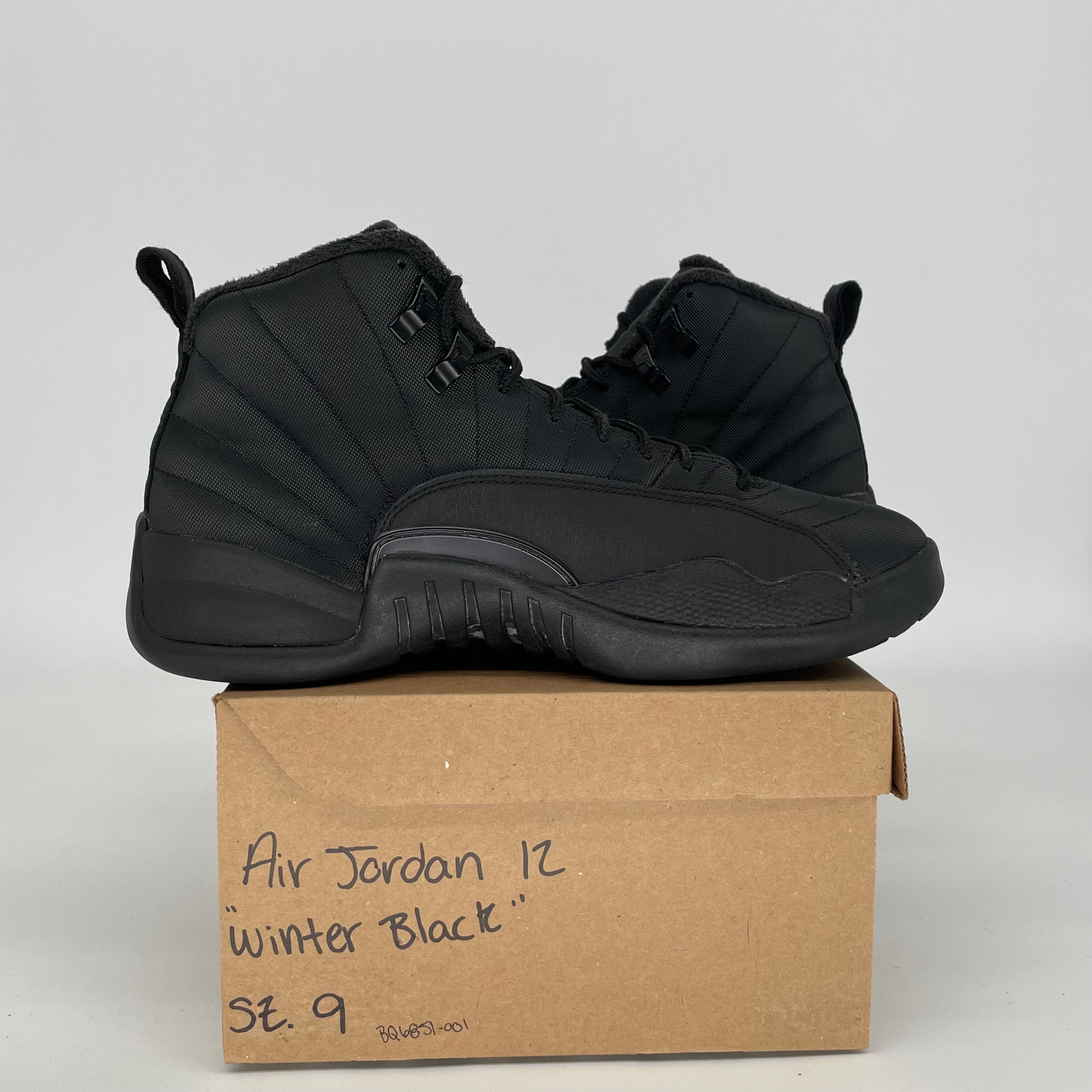 AIR JORDAN 12 WINTER BLACK SIZE 9 BQ6851-001