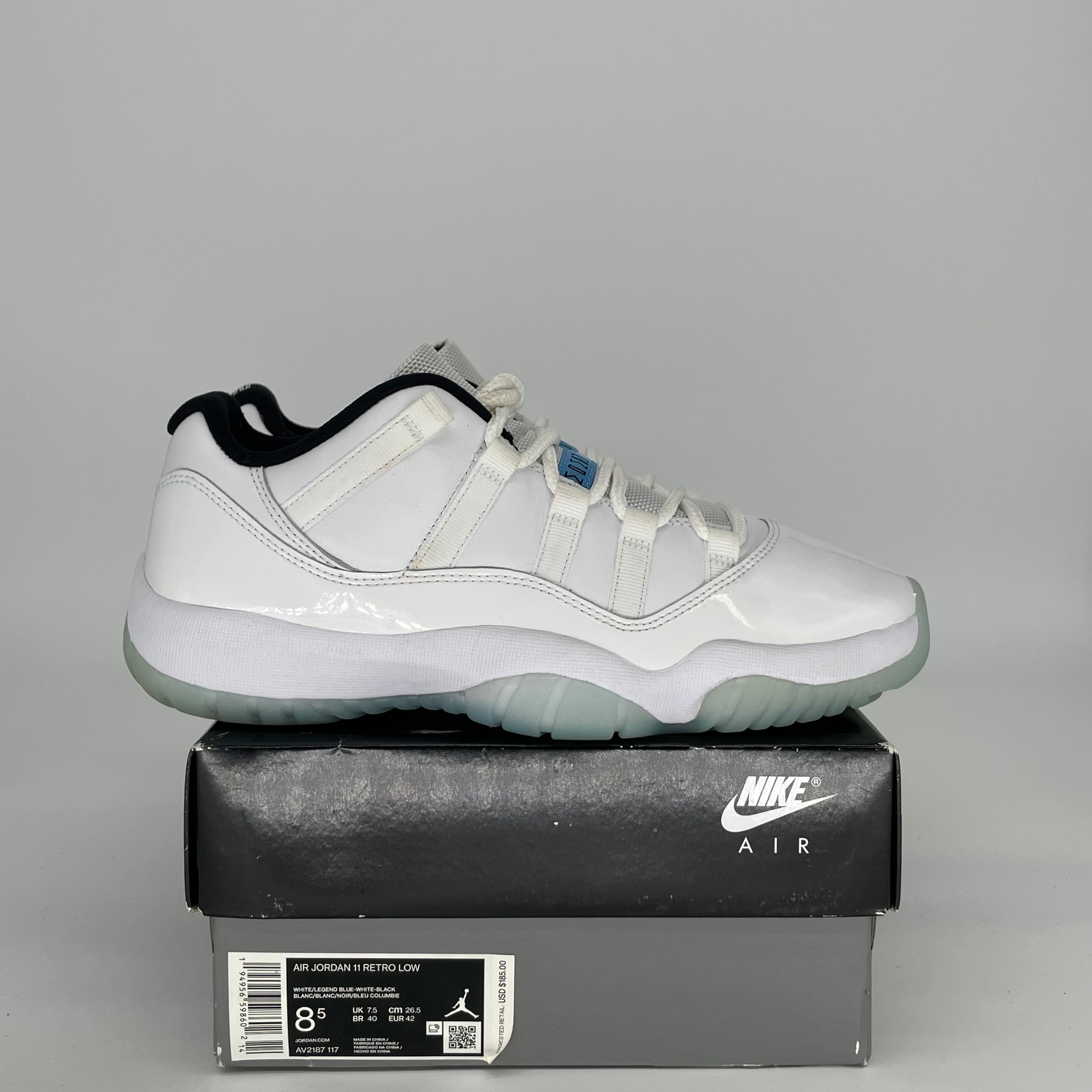 AIR JORDAN 11 LOW LEGEND BLUE SIZE 8.5 AV2187-117