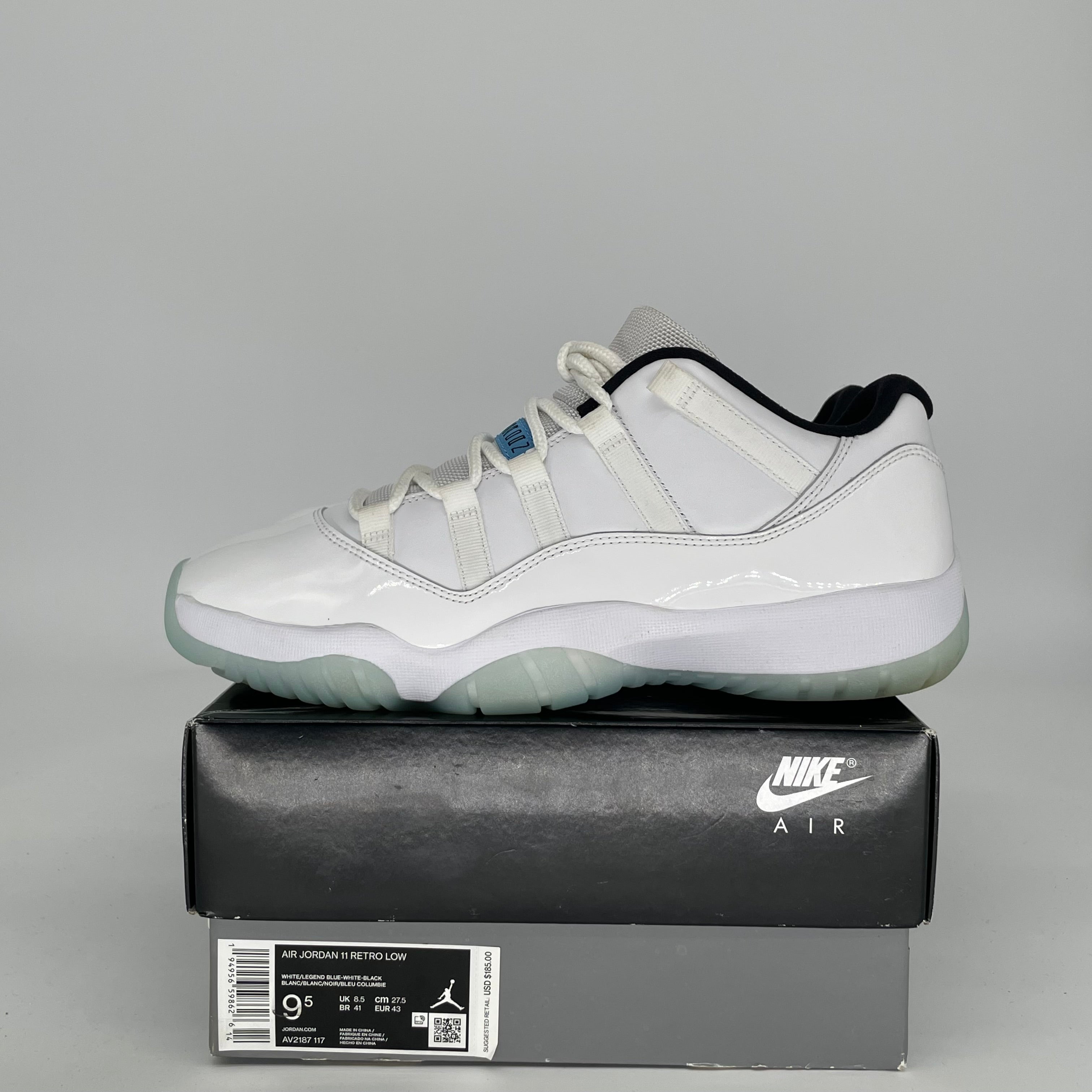 AIR JORDAN 11 LOW LEGEND BLUE SIZE 9.5 AV2187-117