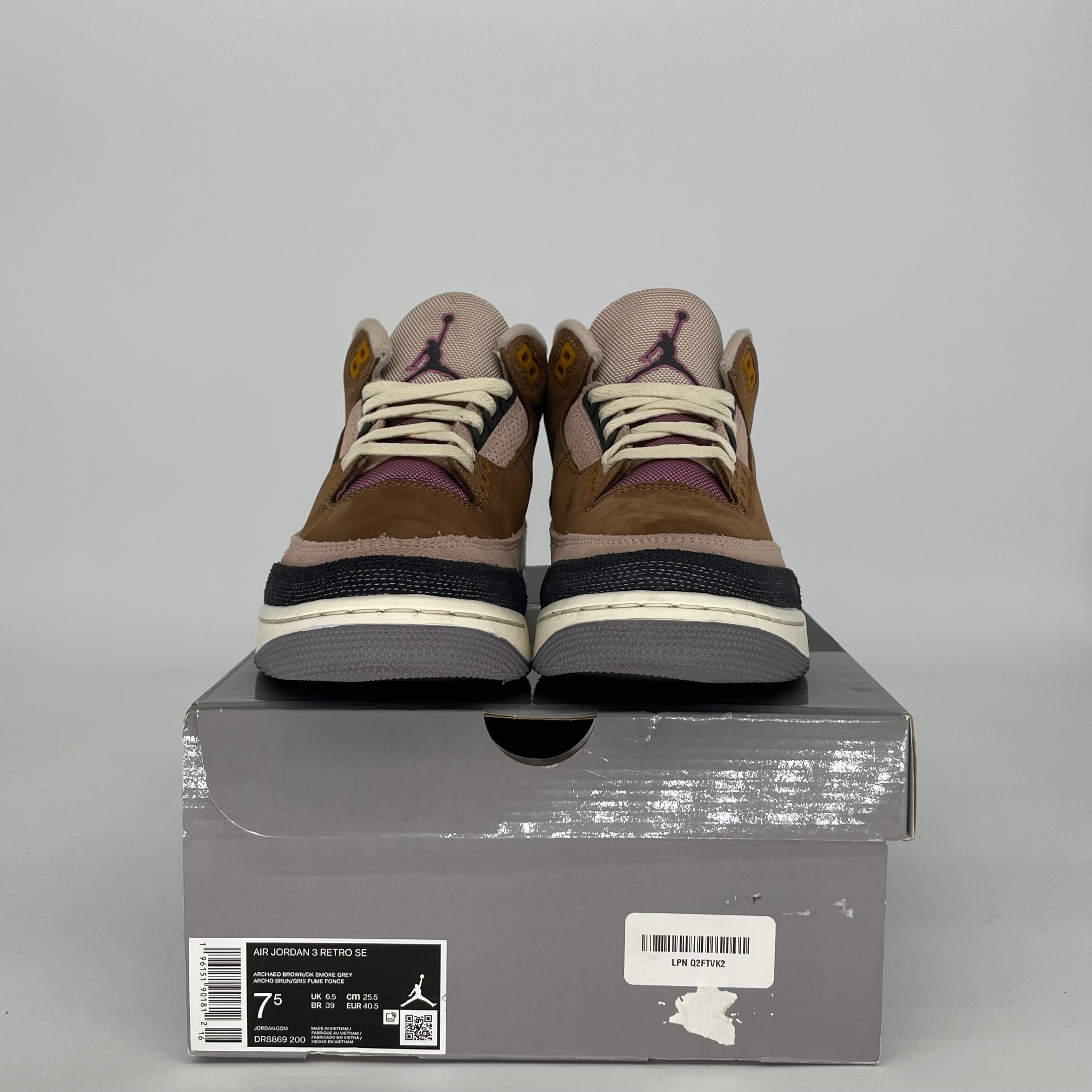 AIR JORDAN 3 WINTERIZED ARCHAEO BROWN SIZE 7.5 DR8869-200