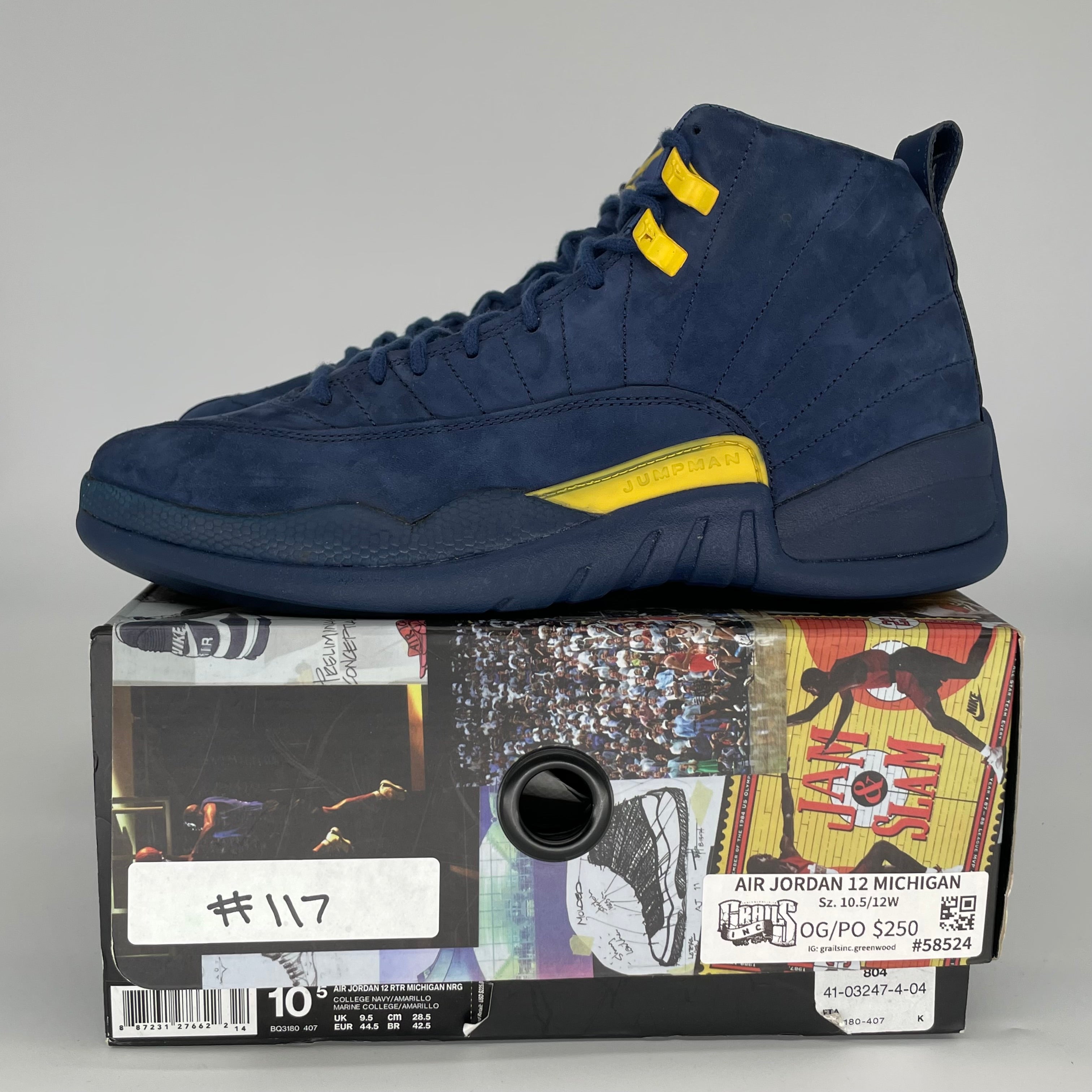 AIR JORDAN 12 MICHIGAN SIZE 10.5 BQ3180-407