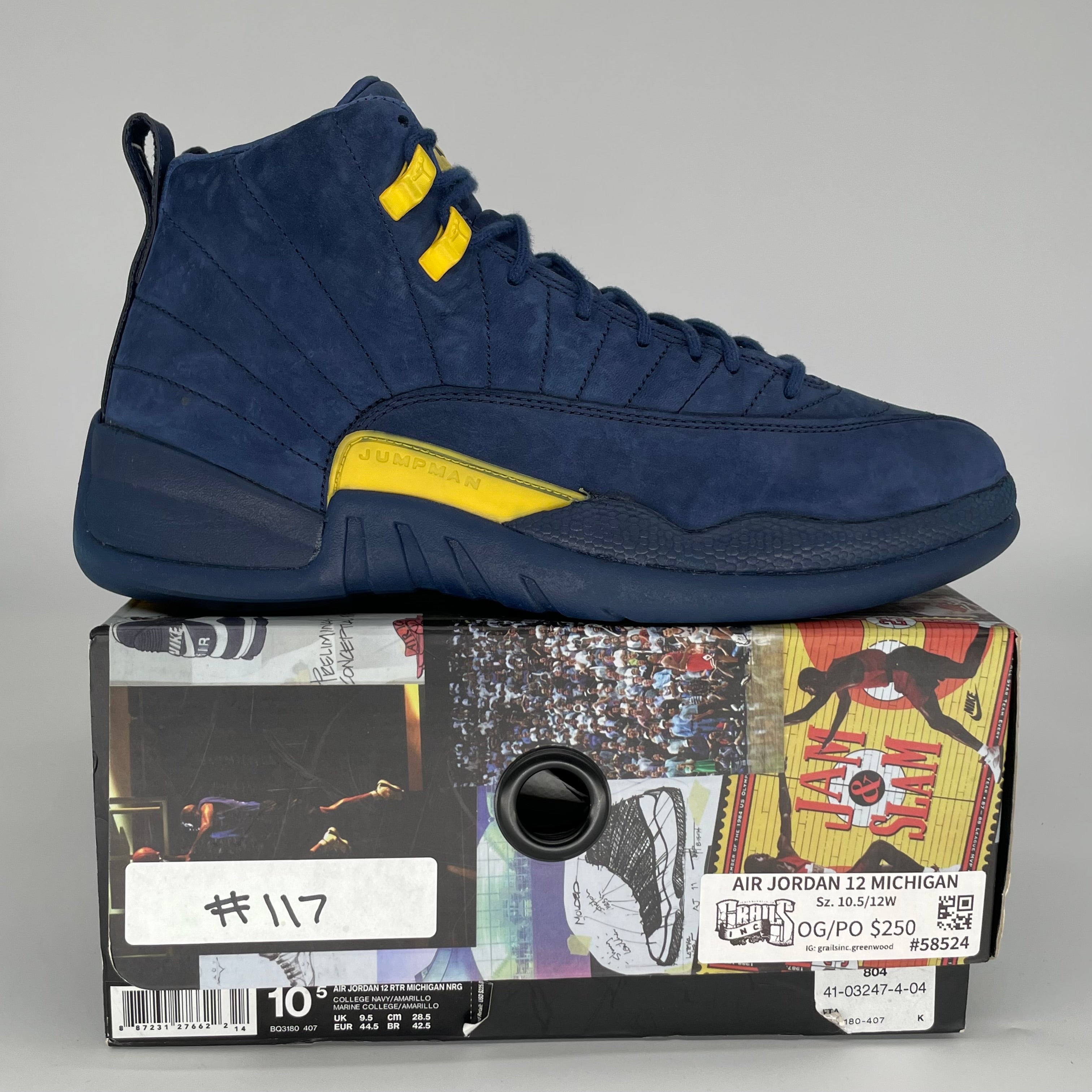 AIR JORDAN 12 MICHIGAN SIZE 10.5 BQ3180-407