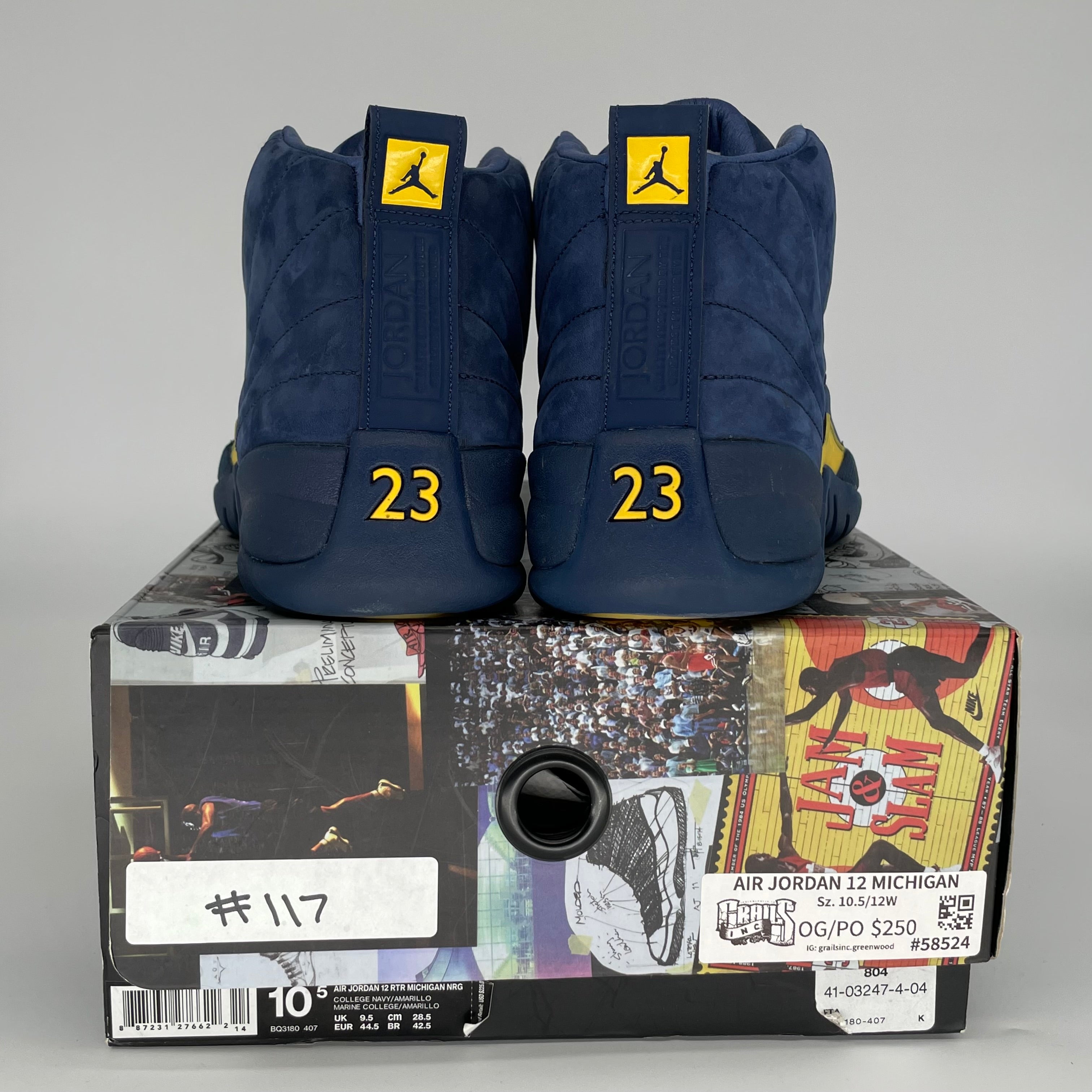 AIR JORDAN 12 MICHIGAN SIZE 10.5 BQ3180-407