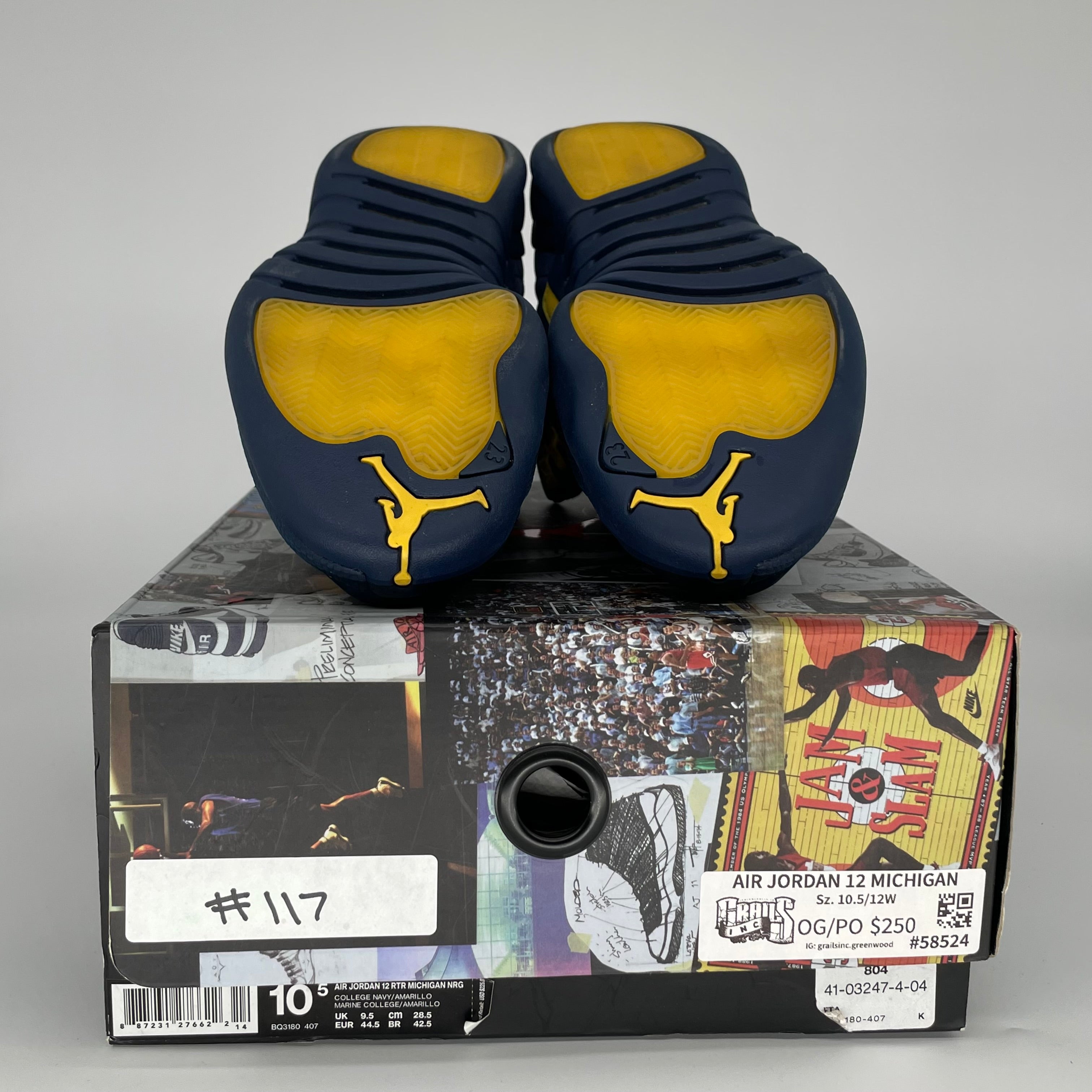 AIR JORDAN 12 MICHIGAN SIZE 10.5 BQ3180-407