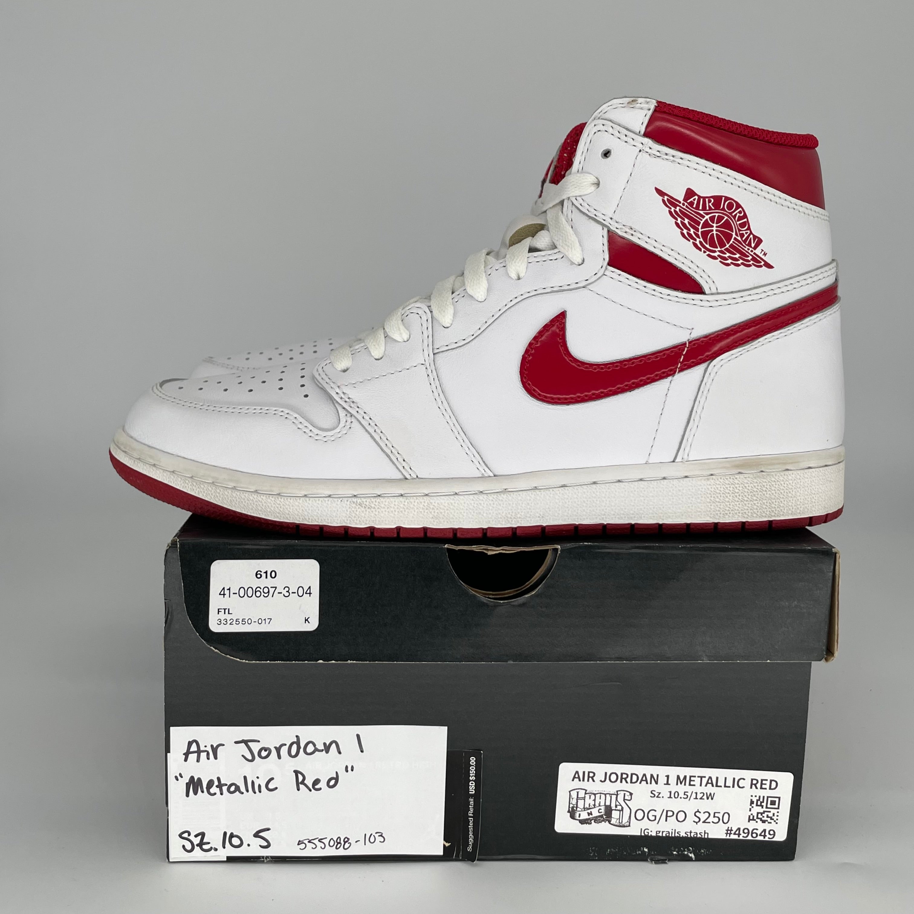 AIR JORDAN 1 METALLIC RED SIZE 10.5 555088-103