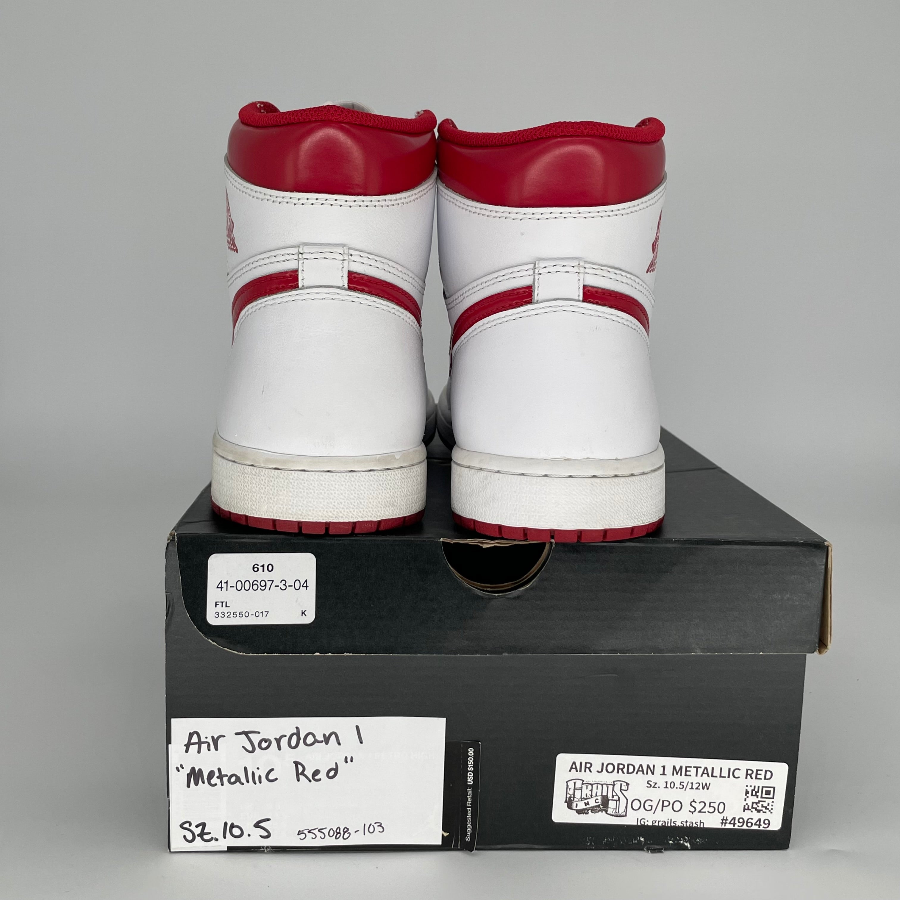 AIR JORDAN 1 METALLIC RED SIZE 10.5 555088-103