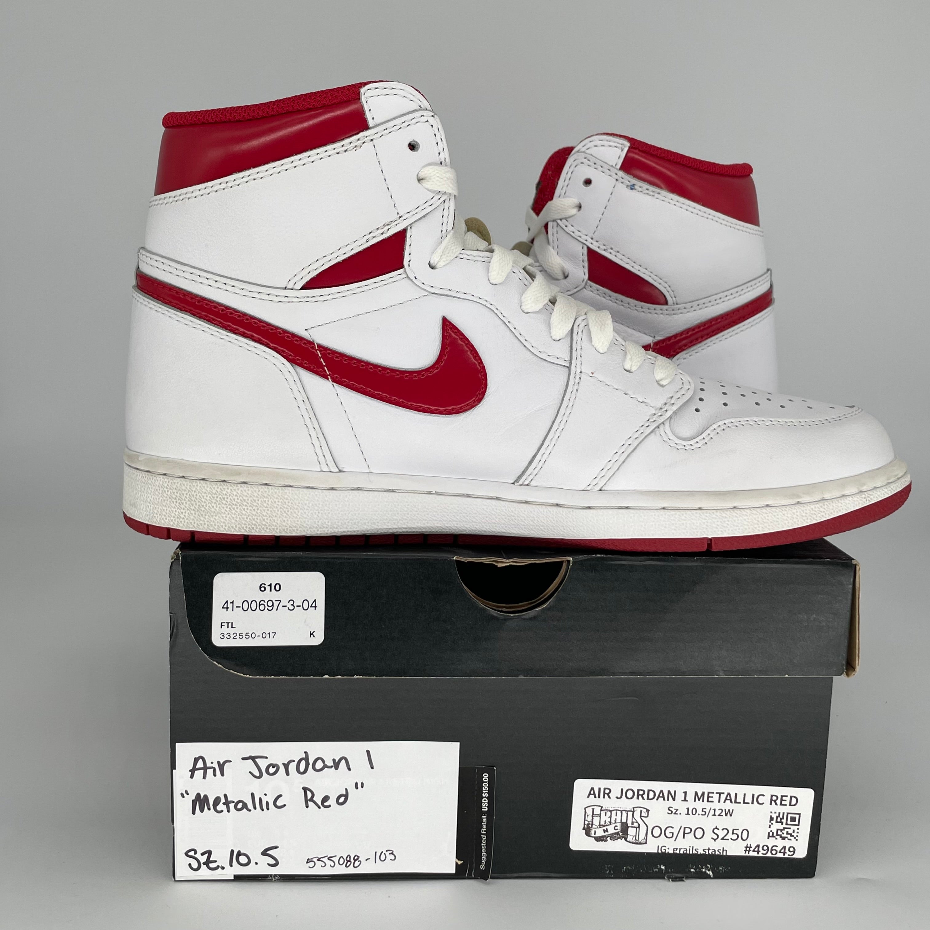 AIR JORDAN 1 METALLIC RED SIZE 10.5 555088-103