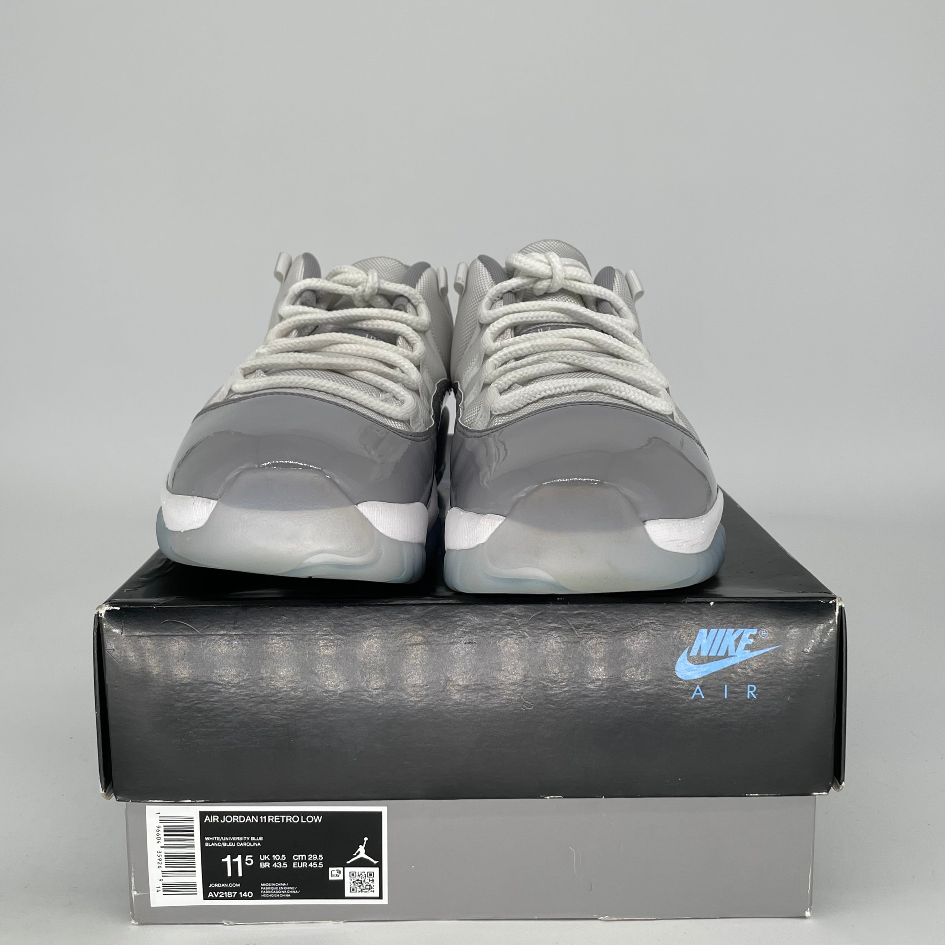 AIR JORDAN 11 LOW CEMENT GREY SIZE 11.5 AV2187-140